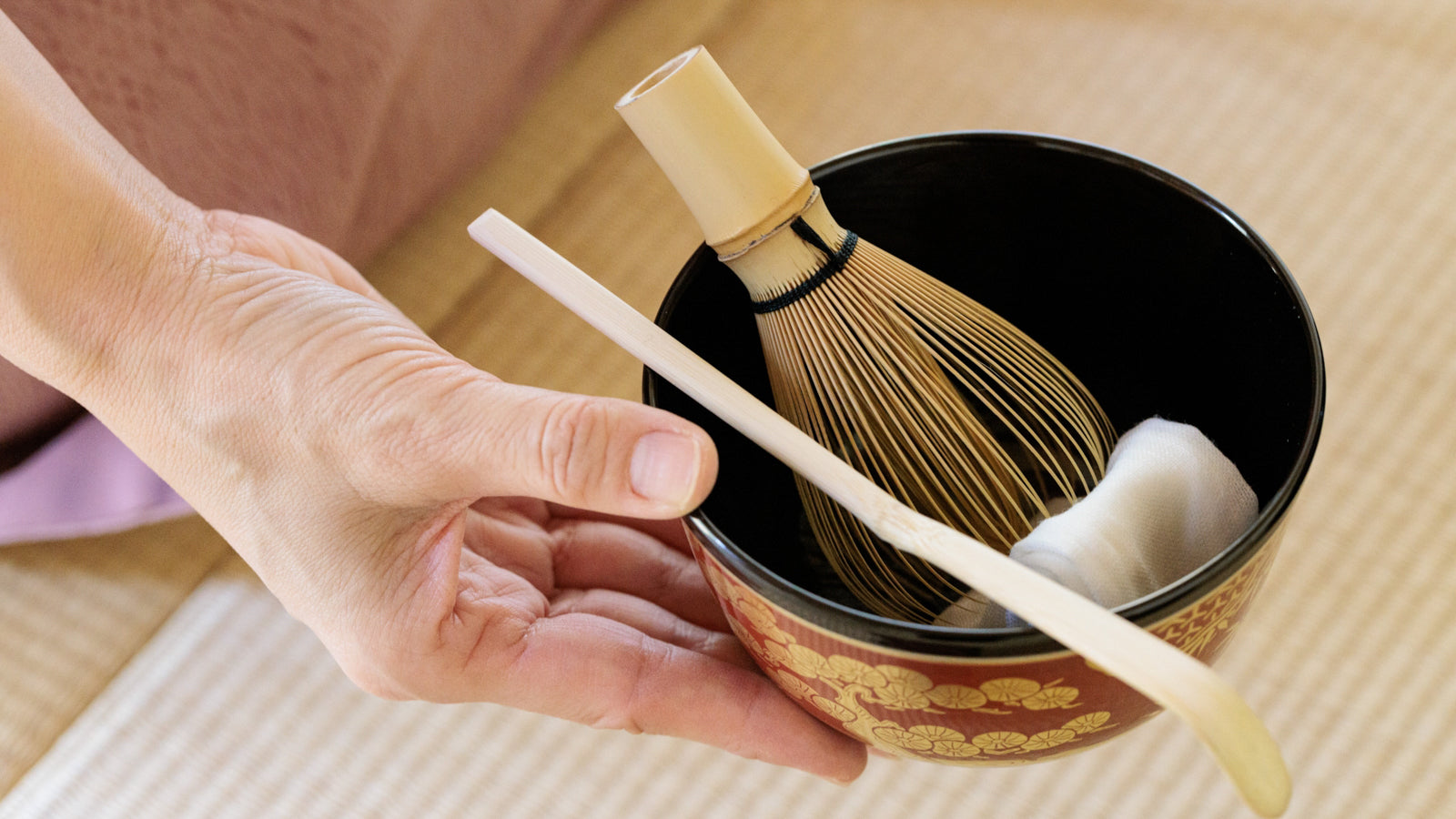 稽古用の抹茶碗の選び方。茶道を始める方へ基本と季節の楽しみ方｜京焼