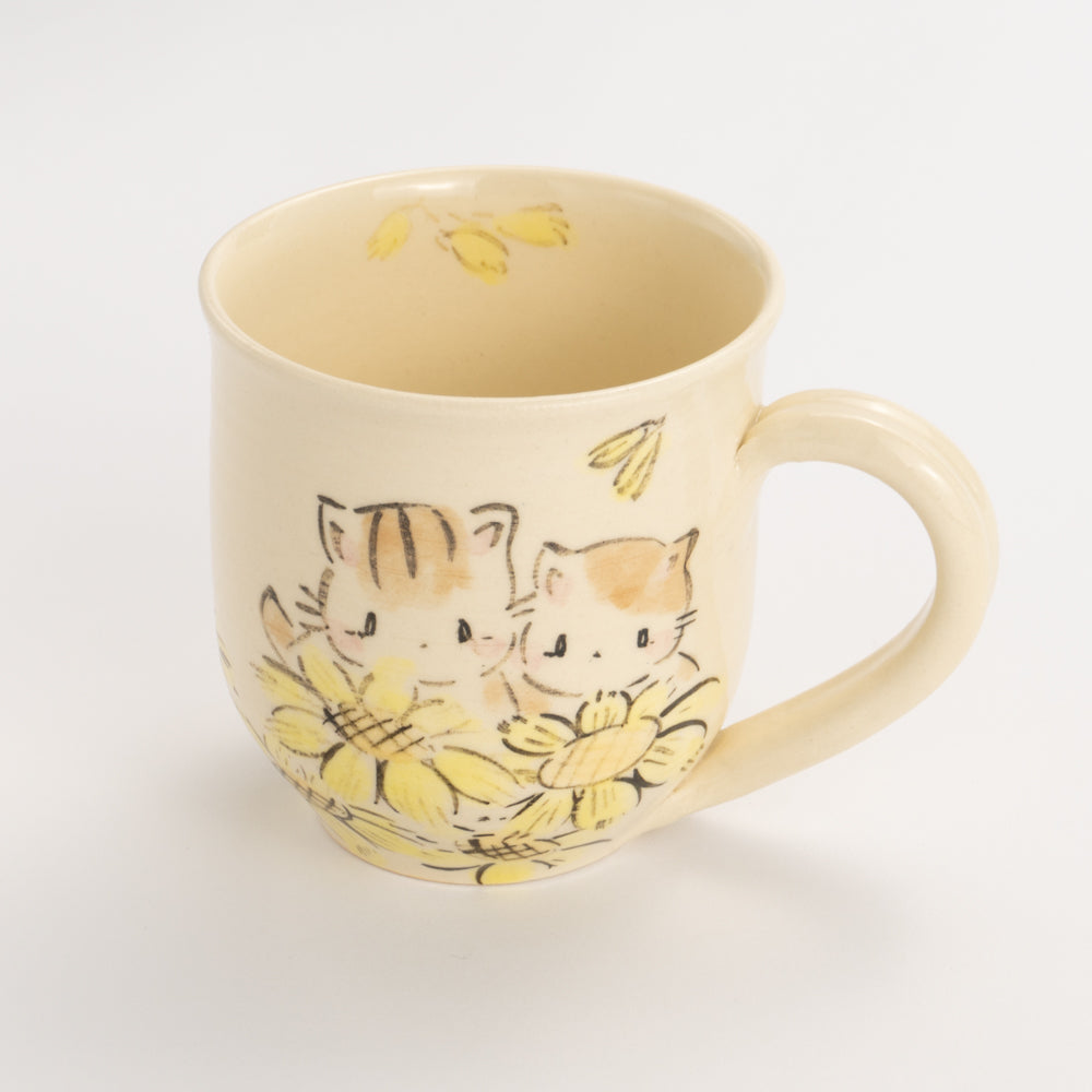 マグカップ 仲良し猫C 工房咲楽 - Handcrafted Japanese pottery from Kyoto - Kyo ware / Kiyomizu ware.
