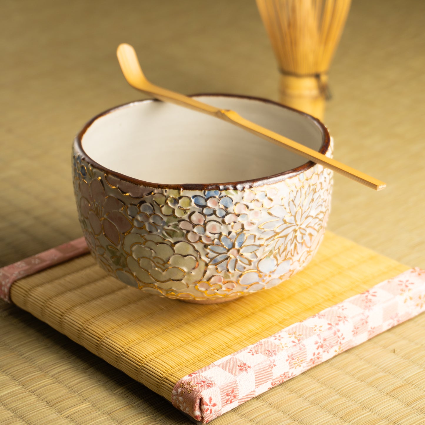 抹茶碗 色絵金彩 花詰B 俊山窯 KOTOPOTTER