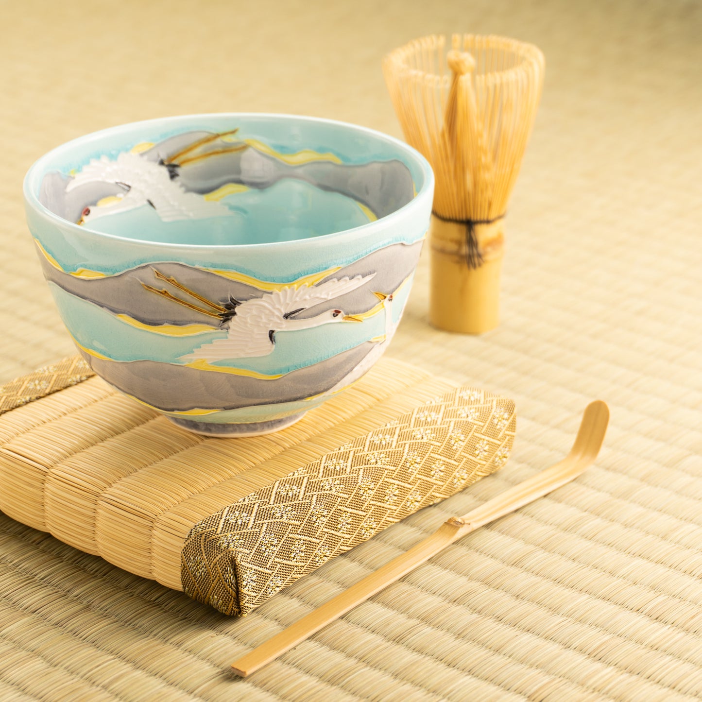 【清水焼】抹茶碗 淡青交趾 朝焼け鶴 山本一如 KOTOPOTTER