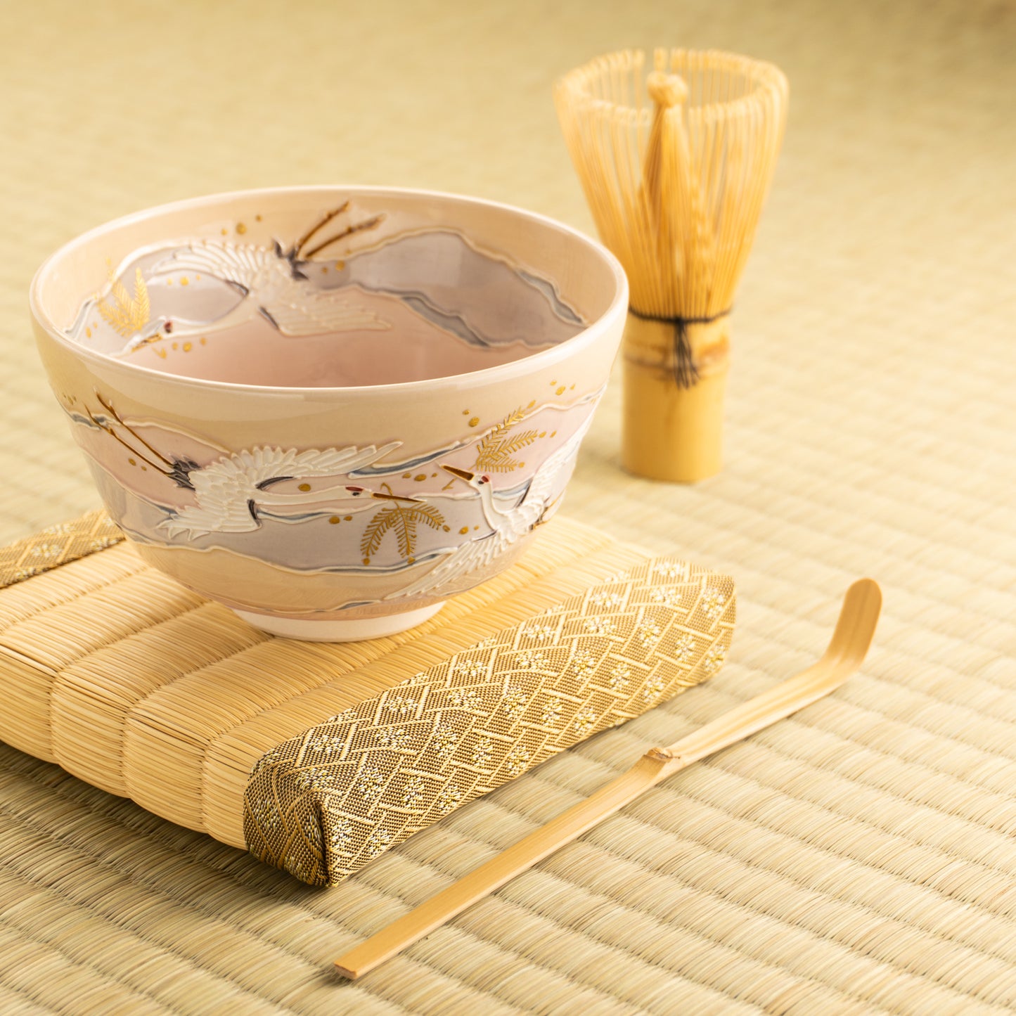 【清水焼】抹茶碗 淡桃交趾 朝焼け鶴 山本一如 KOTOPOTTER