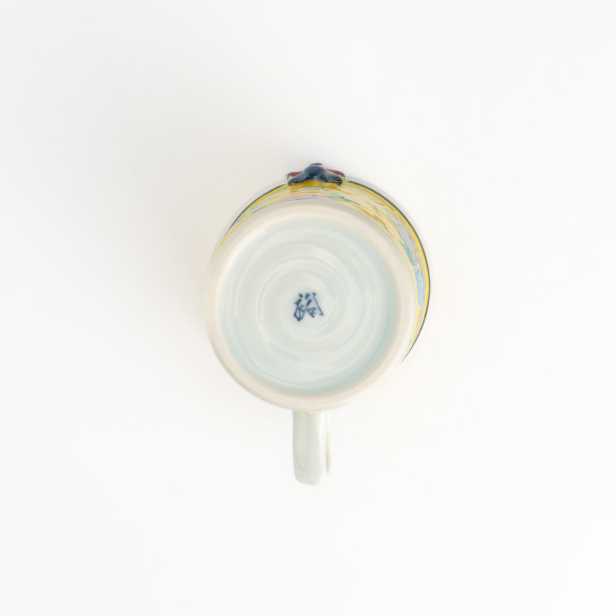 マグカップ 黄交趾一閑人唐草レッド 秀峰堂 - Handcrafted Japanese pottery from Kyoto - Kyo ware / Kiyomizu ware.