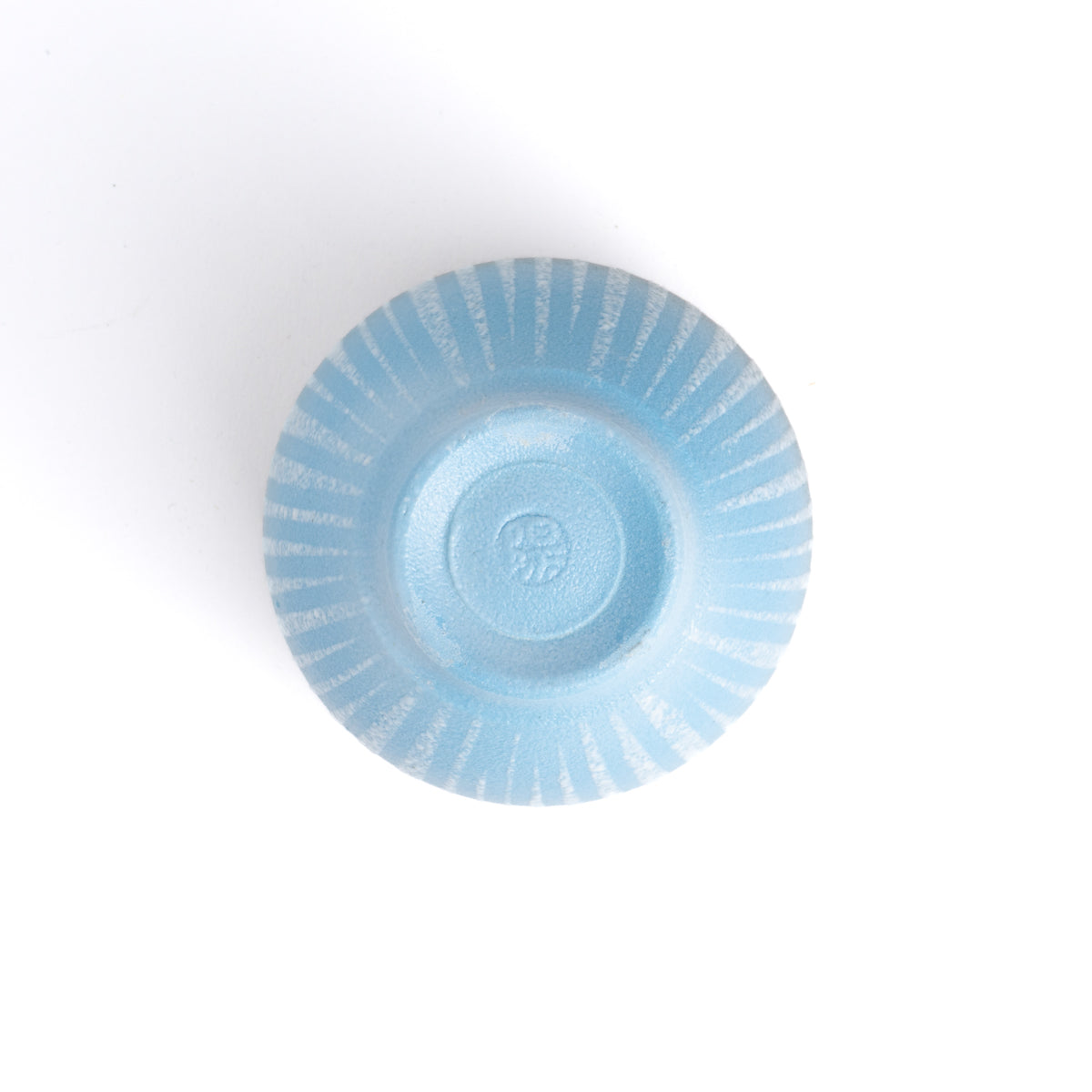 輪花湯呑 釉泥彩 空色 竹村陽太郎 - Handcrafted Japanese pottery from Kyoto - Kyo ware / Kiyomizu ware.