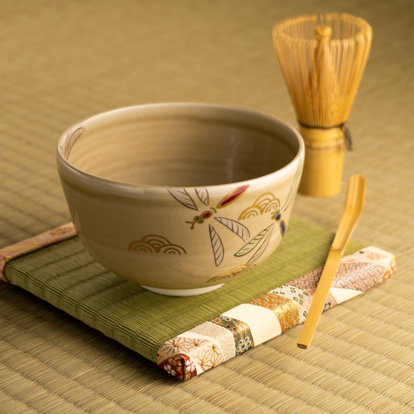 抹茶碗(平) 灰釉 トンボ 宗絢 KOTOPOTTER