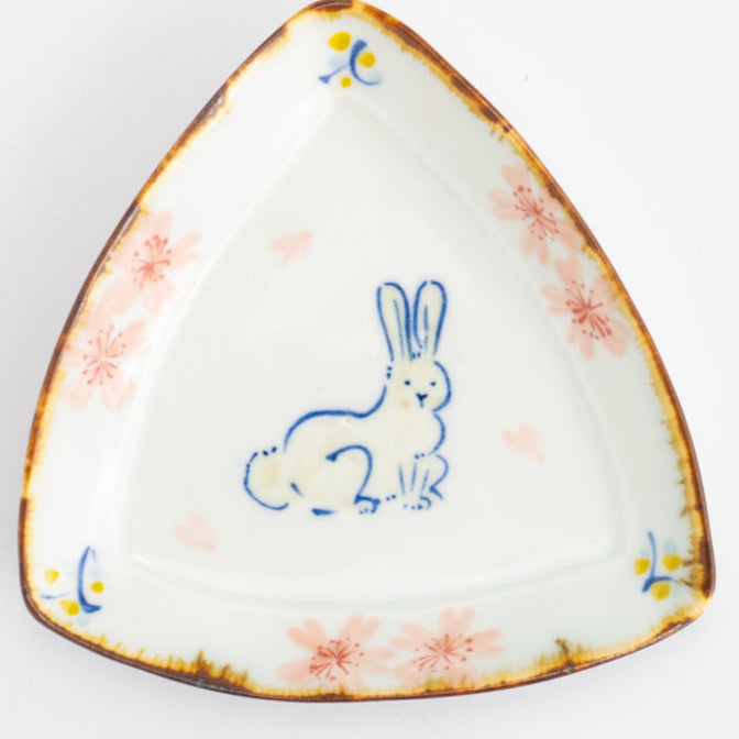 おむすび皿 ウサギ タナカ製陶 - Handcrafted Japanese pottery from Kyoto - Kyo ware / Kiyomizu ware.