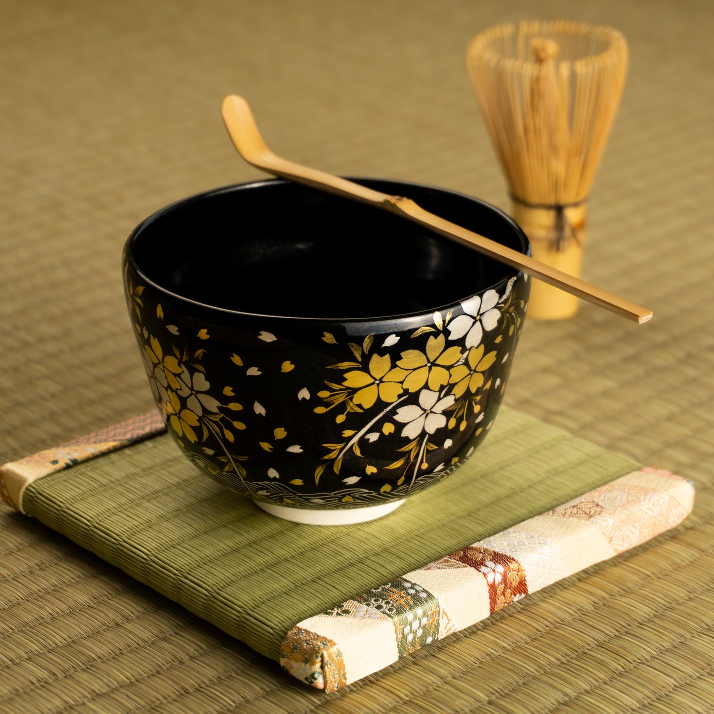 抹茶碗 黒釉 金銀桜 山岡善高 KOTOPOTTER