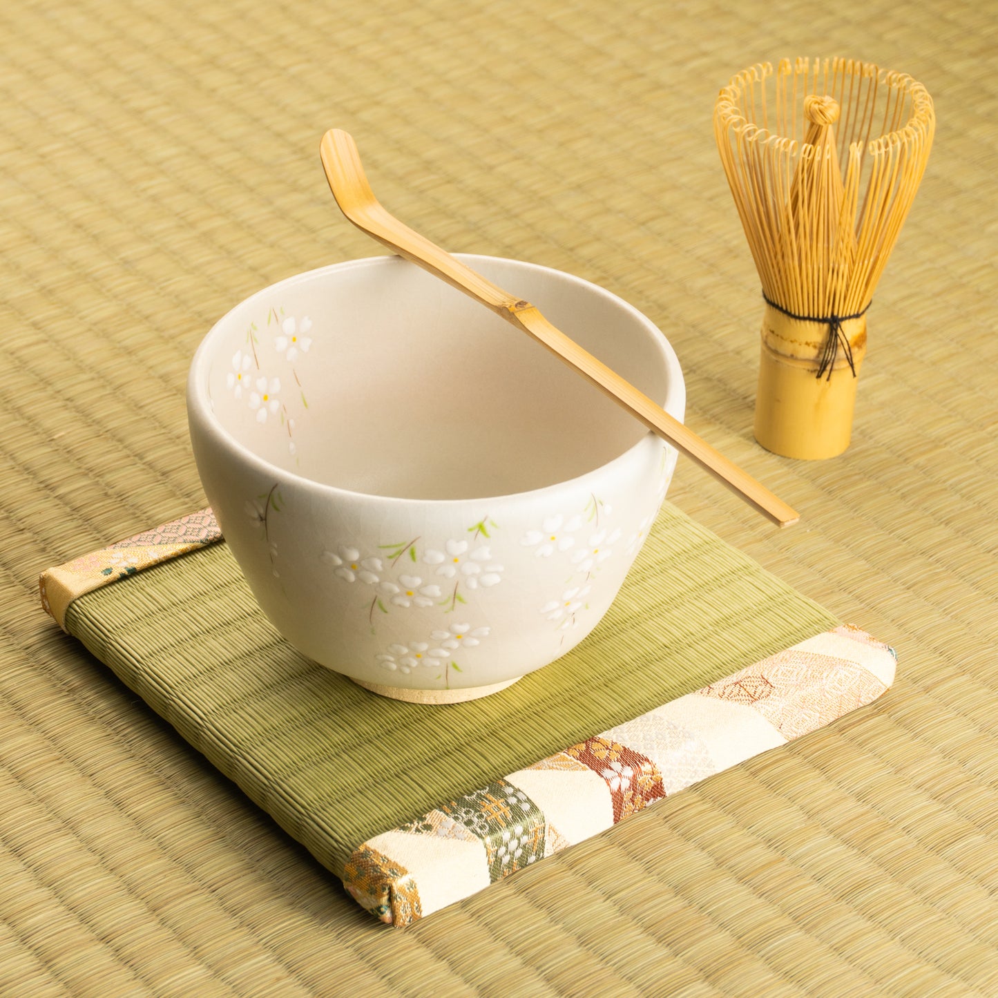 【清水烧】抹茶碗 稻草白釉 垂枝樱 海峰