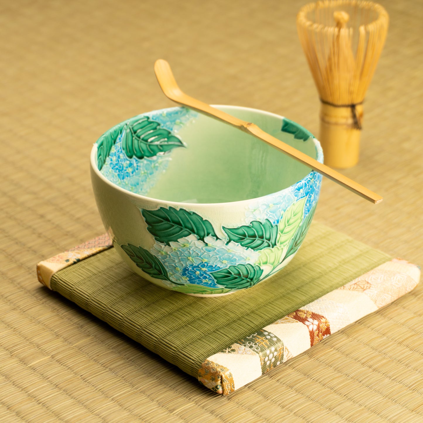 抹茶碗 白緑交趾"紫陽花" 一如 KOTOPOTTER