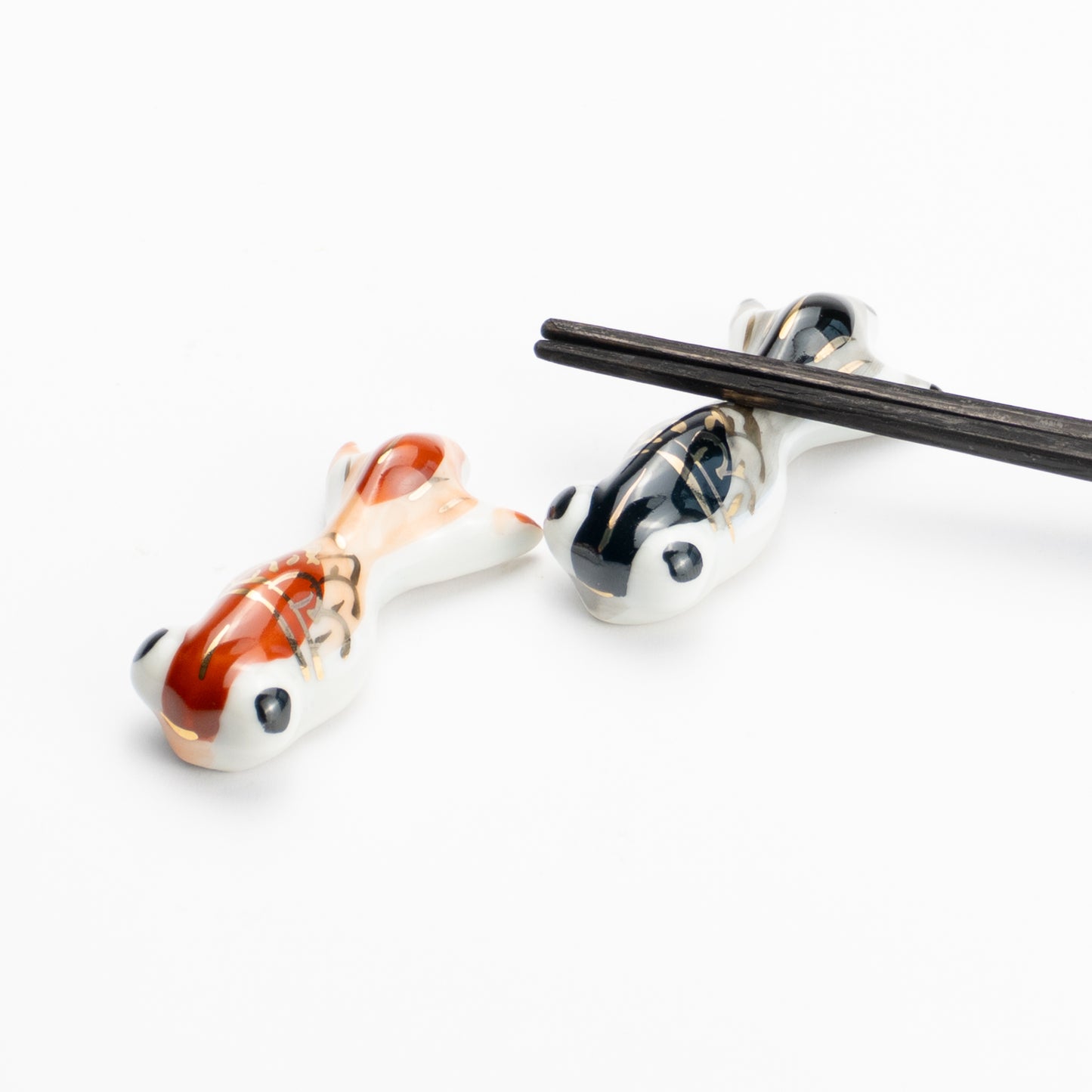 【清水焼】箸置き 金彩 出目金 赤/黒 KOTOPOTTER