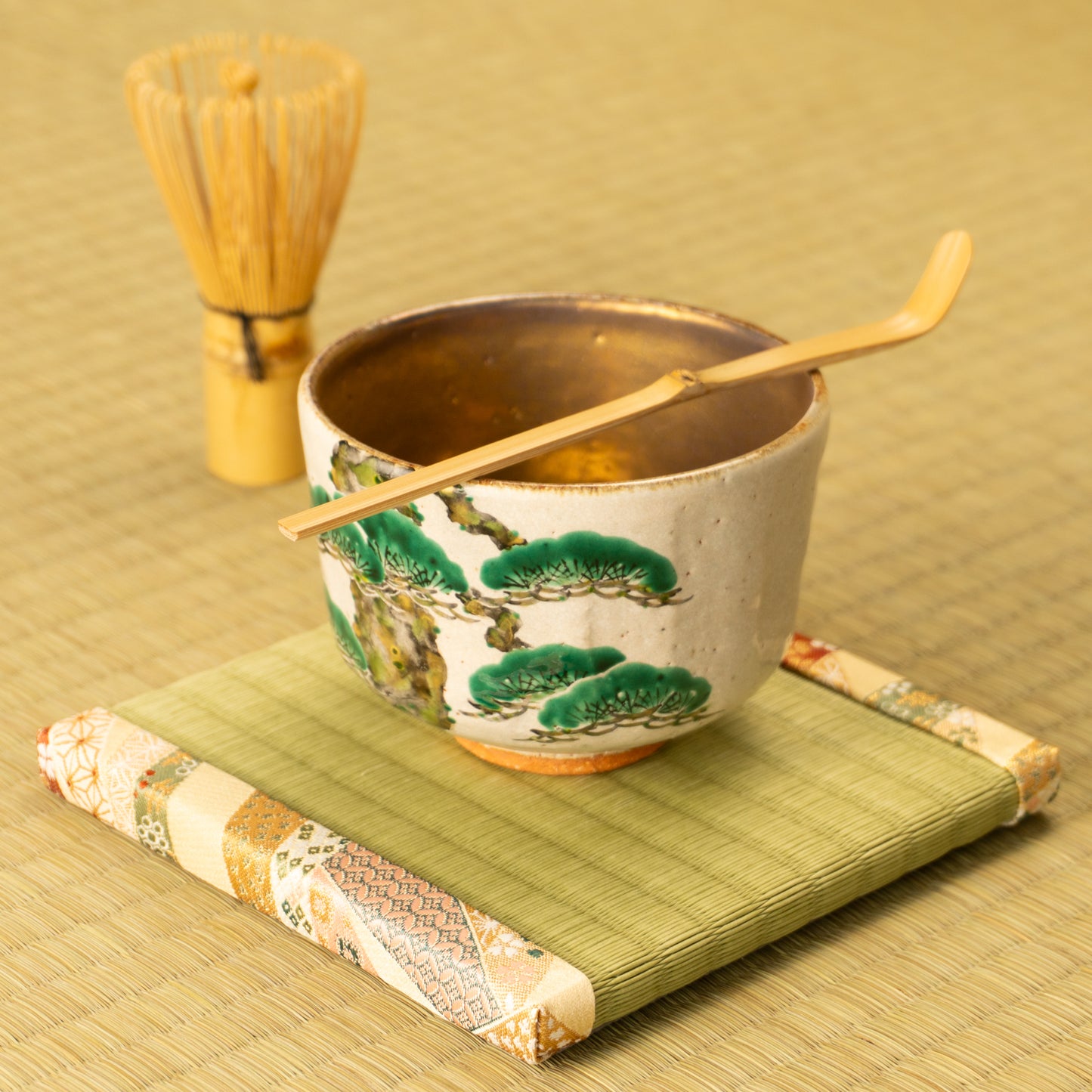 抹茶碗 灰釉内金"老松" 良二 KOTOPOTTER