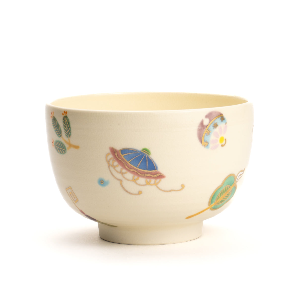 小福茶碗 宝尽くし 深田香奈重 - Handcrafted Japanese pottery from Kyoto - Kyo ware / Kiyomizu ware.