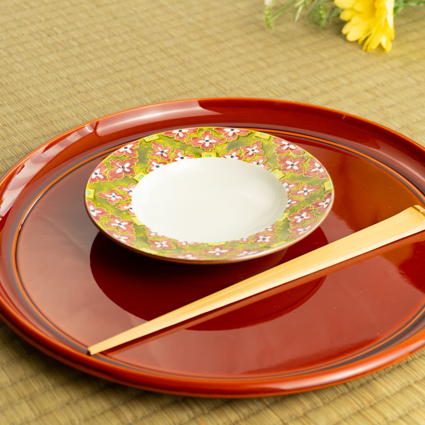 五寸皿 交趾有職紋 赤 秀峰堂 KOTOPOTTER