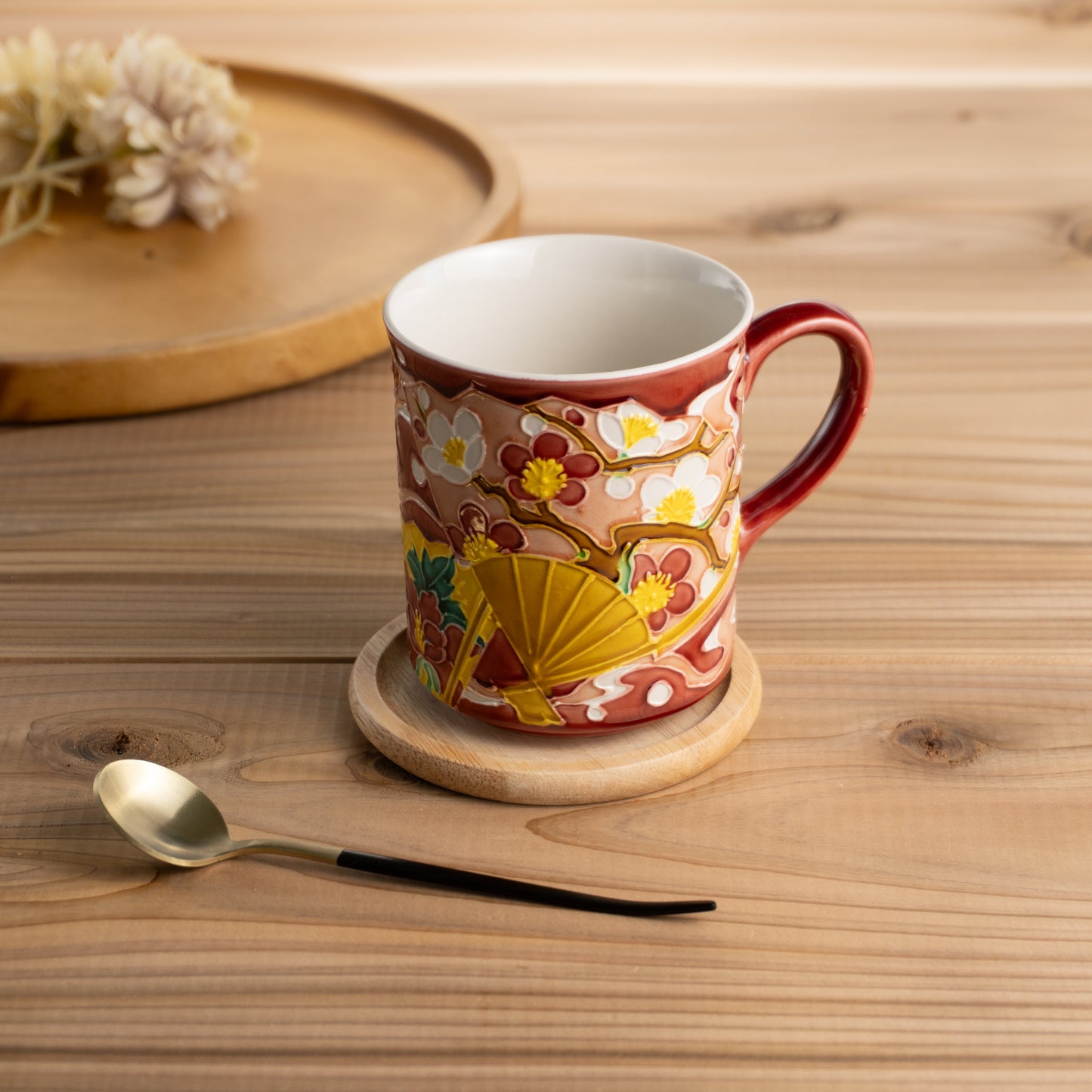 マグカップ 四季草花扇面 ピンク 一如 - Handcrafted Japanese pottery from Kyoto - Kyo ware / Kiyomizu ware.