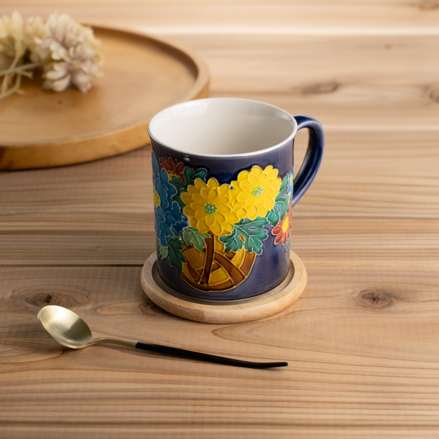 マグカップ 花籠 一如 - Handcrafted Japanese pottery from Kyoto - Kyo ware / Kiyomizu ware.