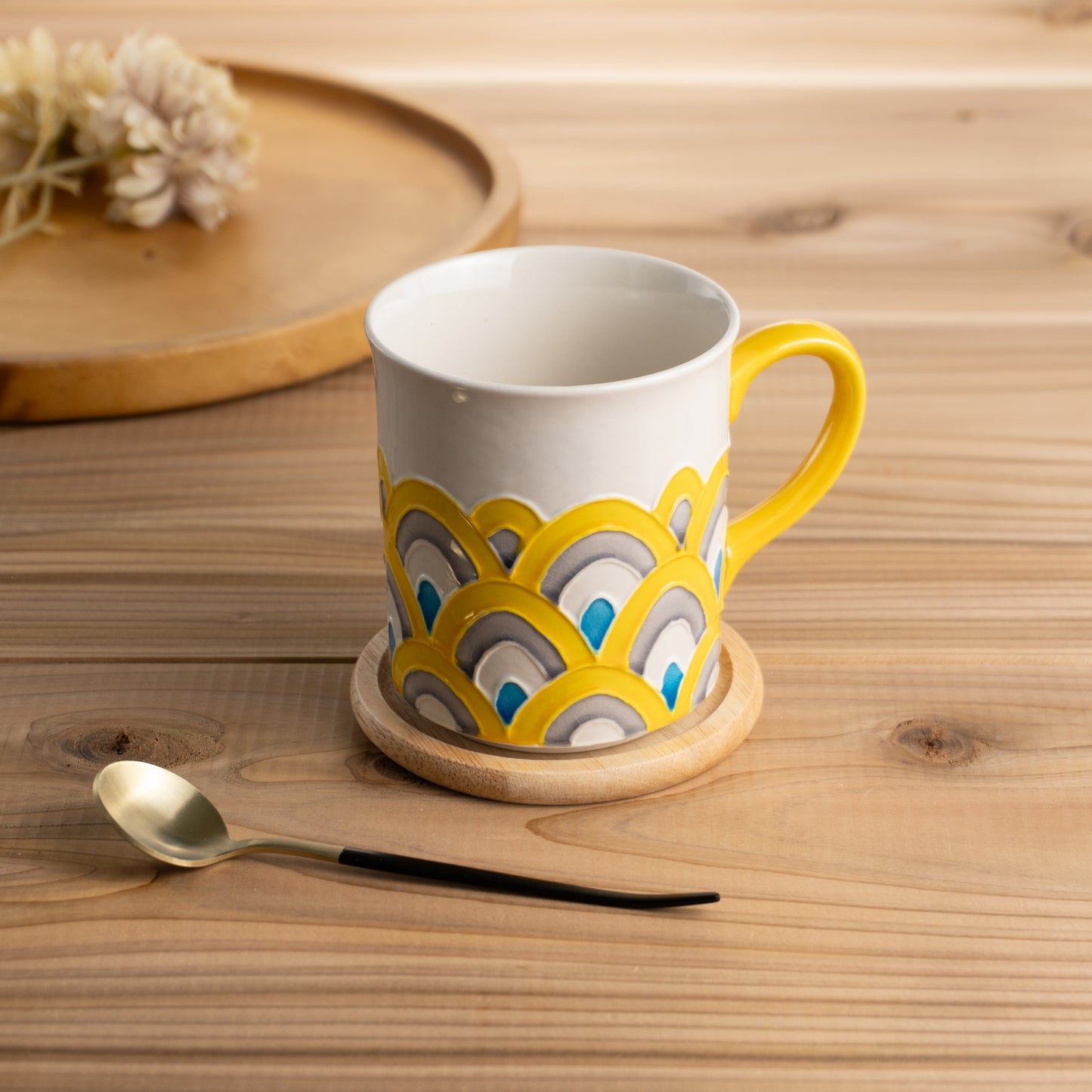 マグカップ 青波海 黄色 一如 - Handcrafted Japanese pottery from Kyoto - Kyo ware / Kiyomizu ware.