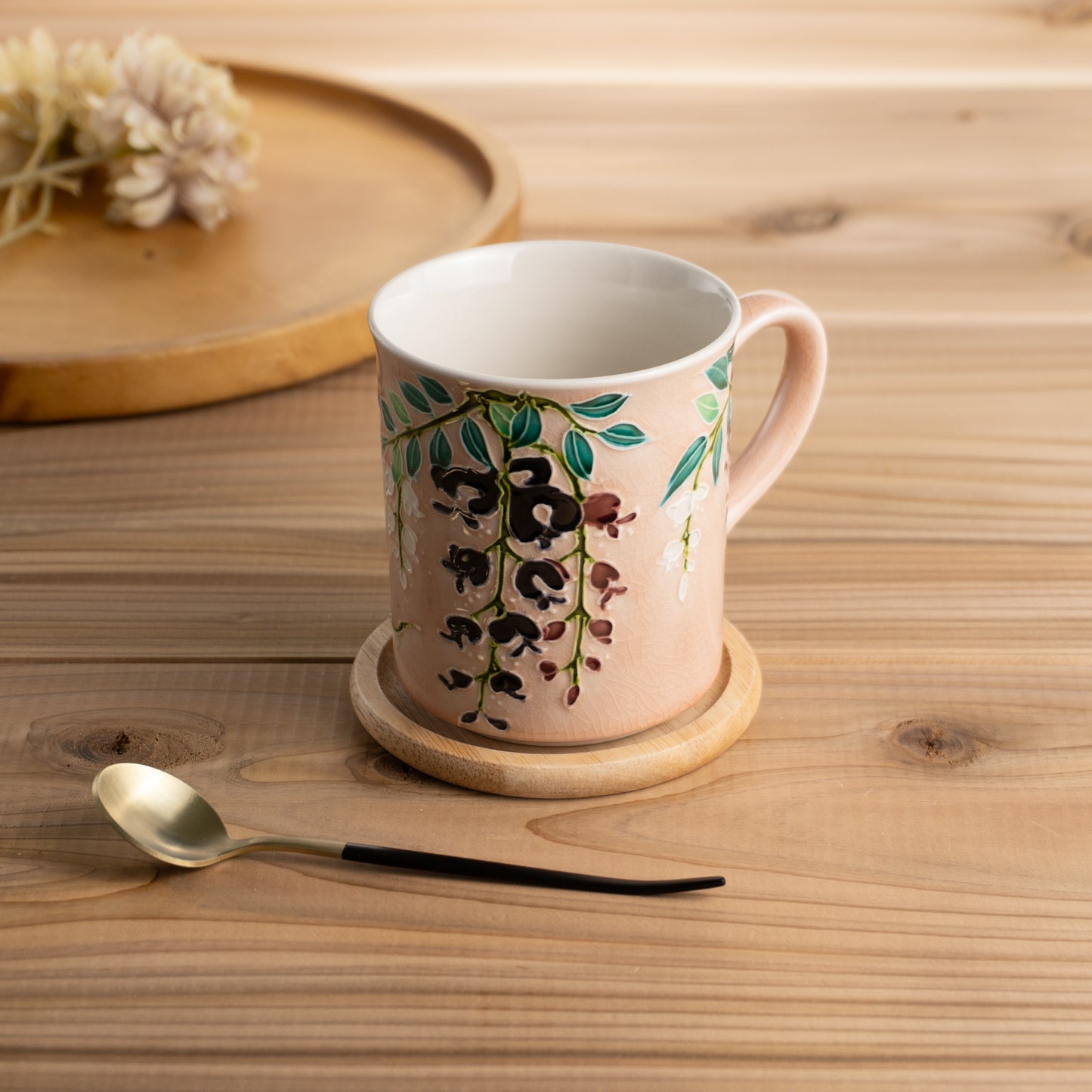 マグカップ 淡桃の藤 一如 - Handcrafted Japanese pottery from Kyoto - Kyo ware / Kiyomizu ware.