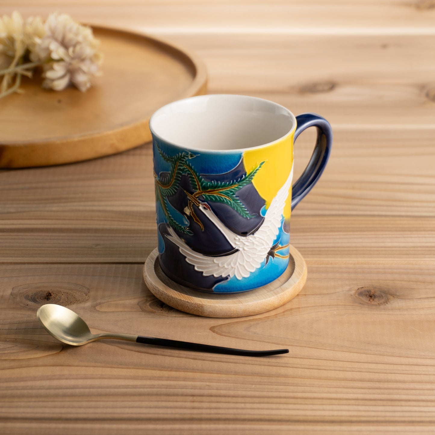 マグカップ 月夜に松喰い鶴 一如 - Handcrafted Japanese pottery from Kyoto - Kyo ware / Kiyomizu ware.