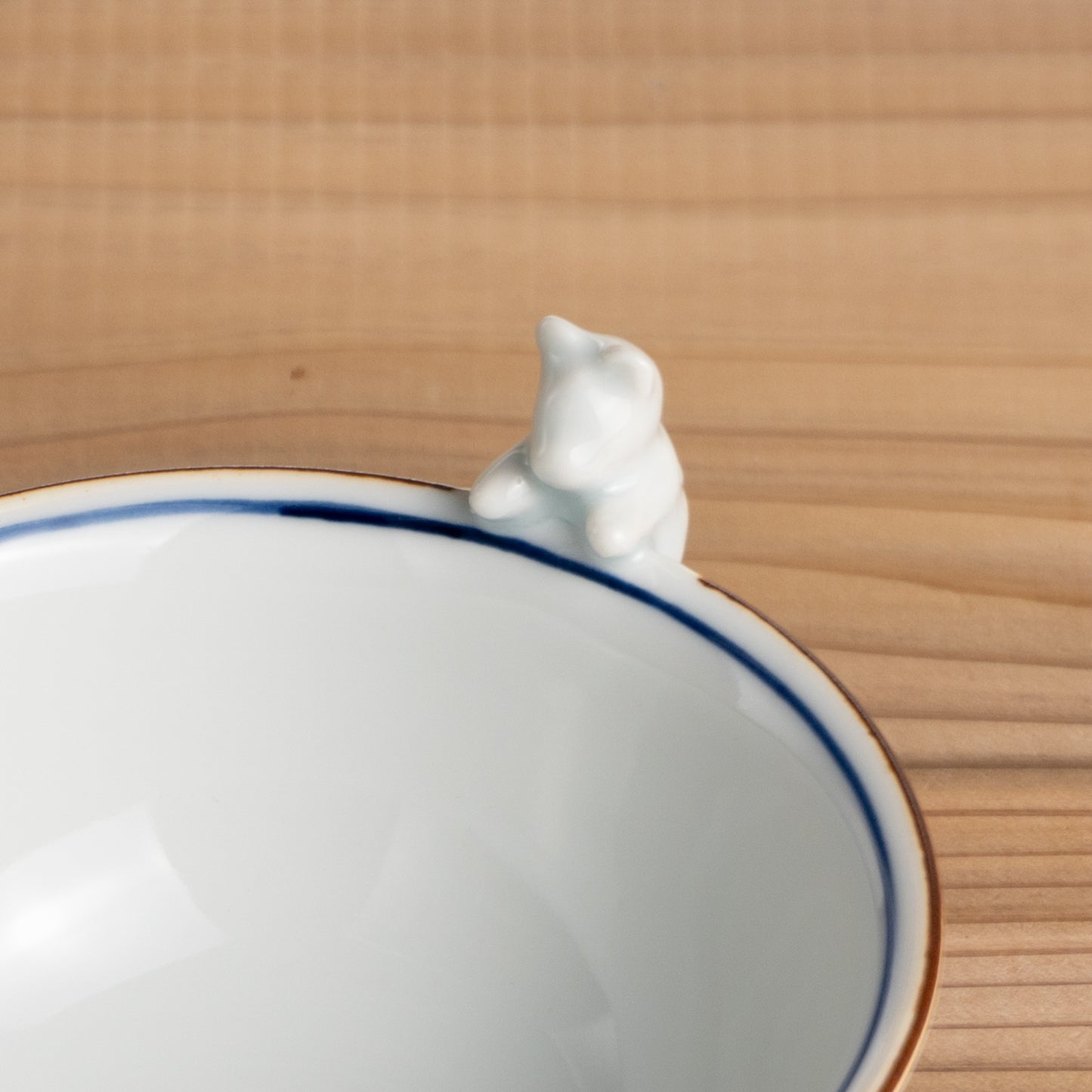 茶碗 ヒマなクマ 秀峰堂 - Handcrafted Japanese pottery from Kyoto - Kyo ware / Kiyomizu ware.