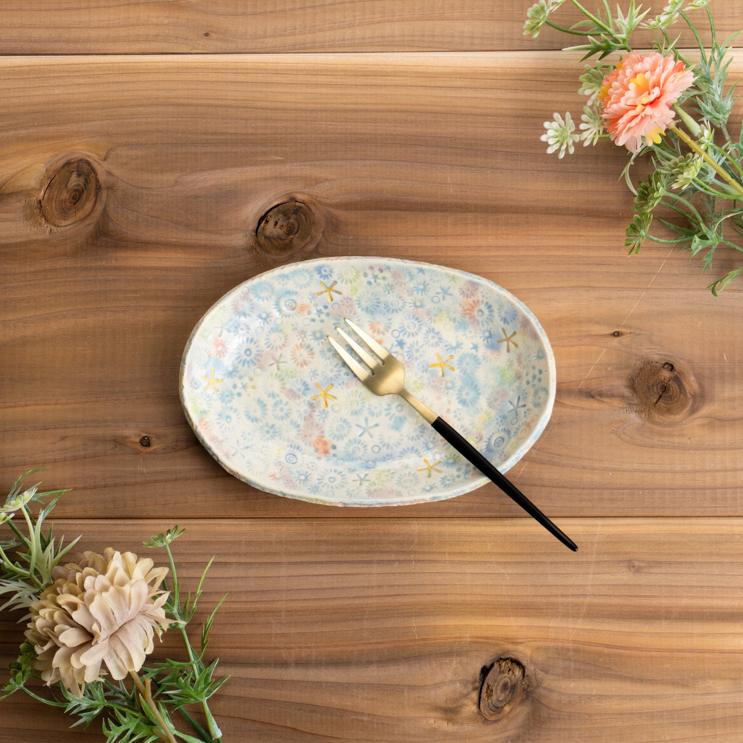 小皿 淡三島 ブルー 伯耆葉子 - Handcrafted Japanese pottery from Kyoto - Kyo ware / Kiyomizu ware.