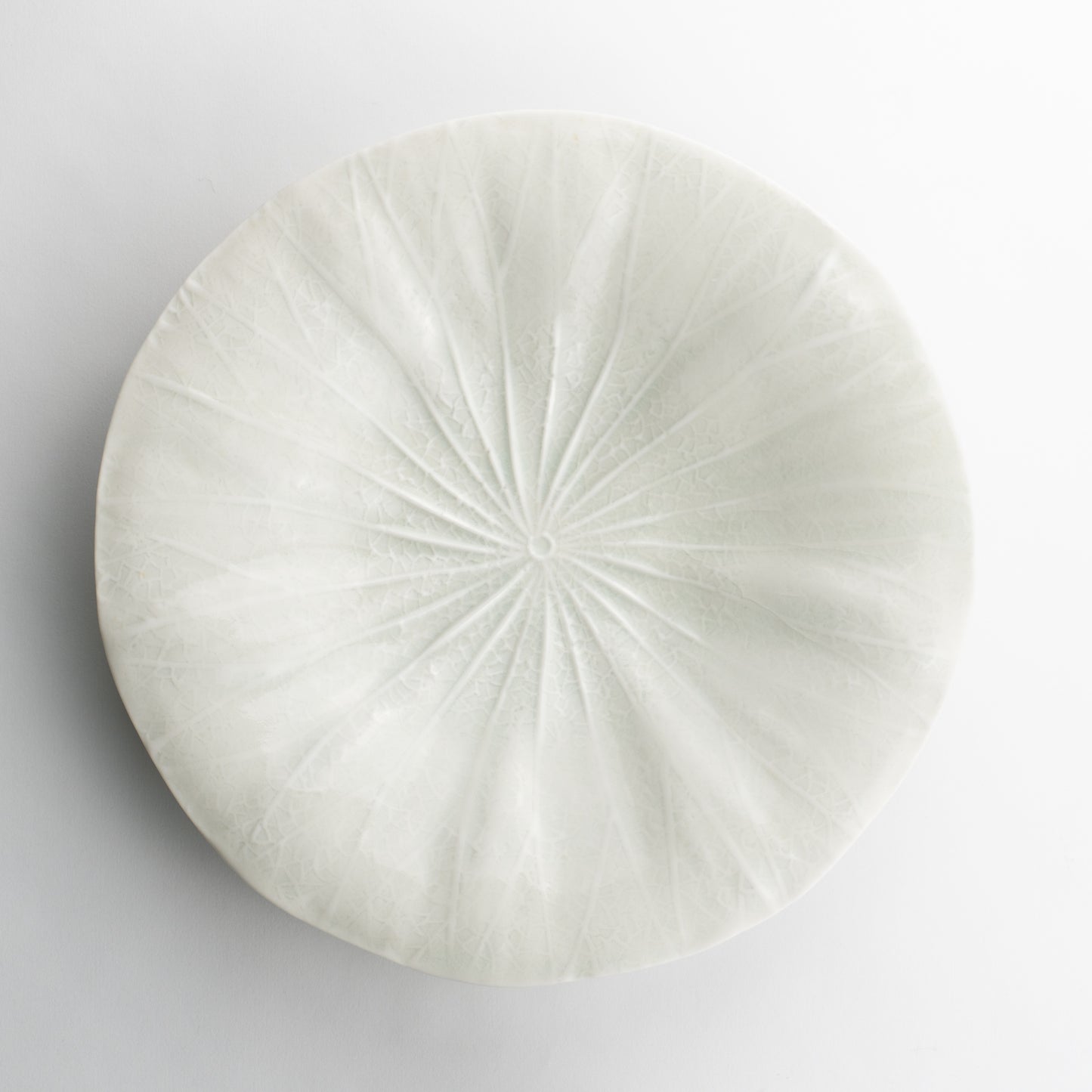 八寸皿 蓮の葉 灰青釉 前田麻美 - Handcrafted Japanese pottery from Kyoto - Kyo ware / Kiyomizu ware.