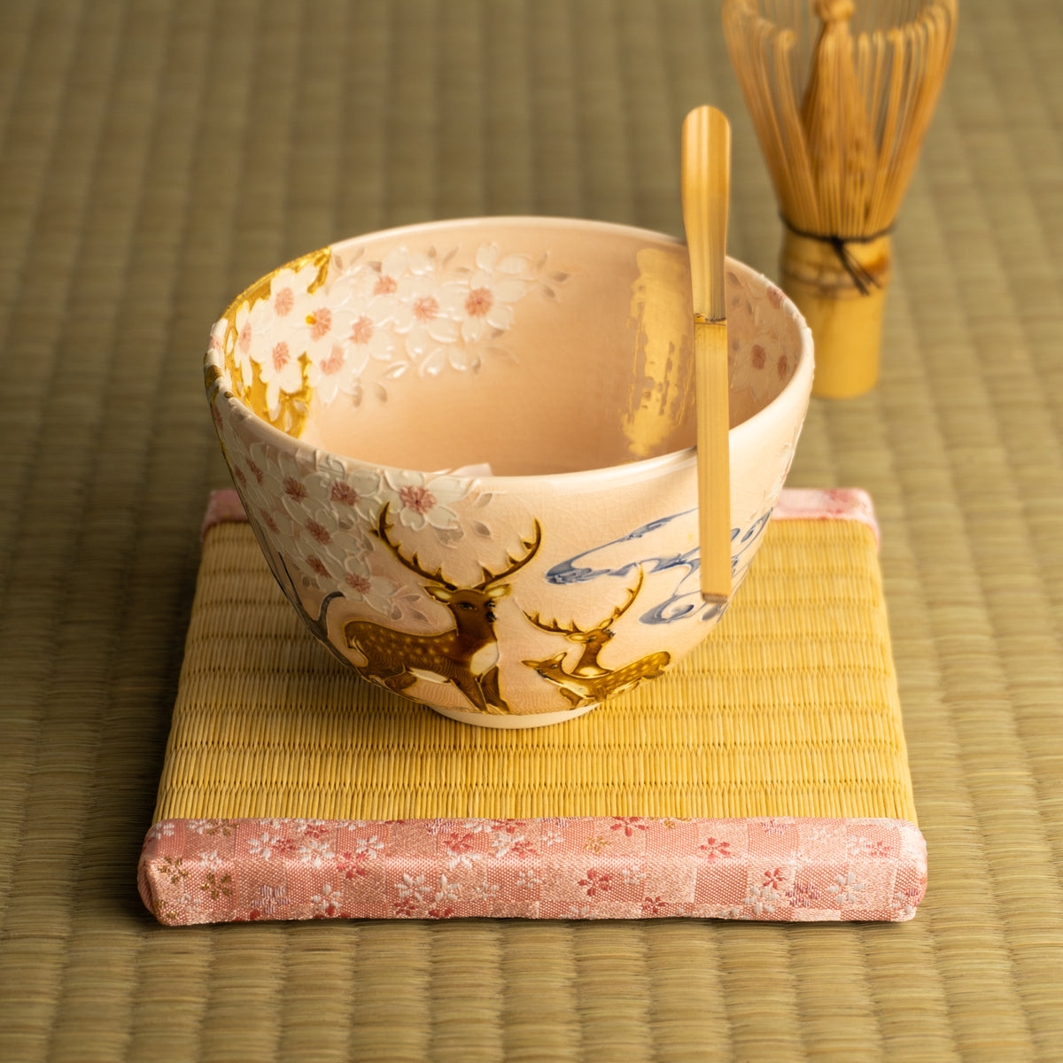 抹茶碗 淡桃交趾"月下に桜に鹿" 一如 KOTOPOTTER