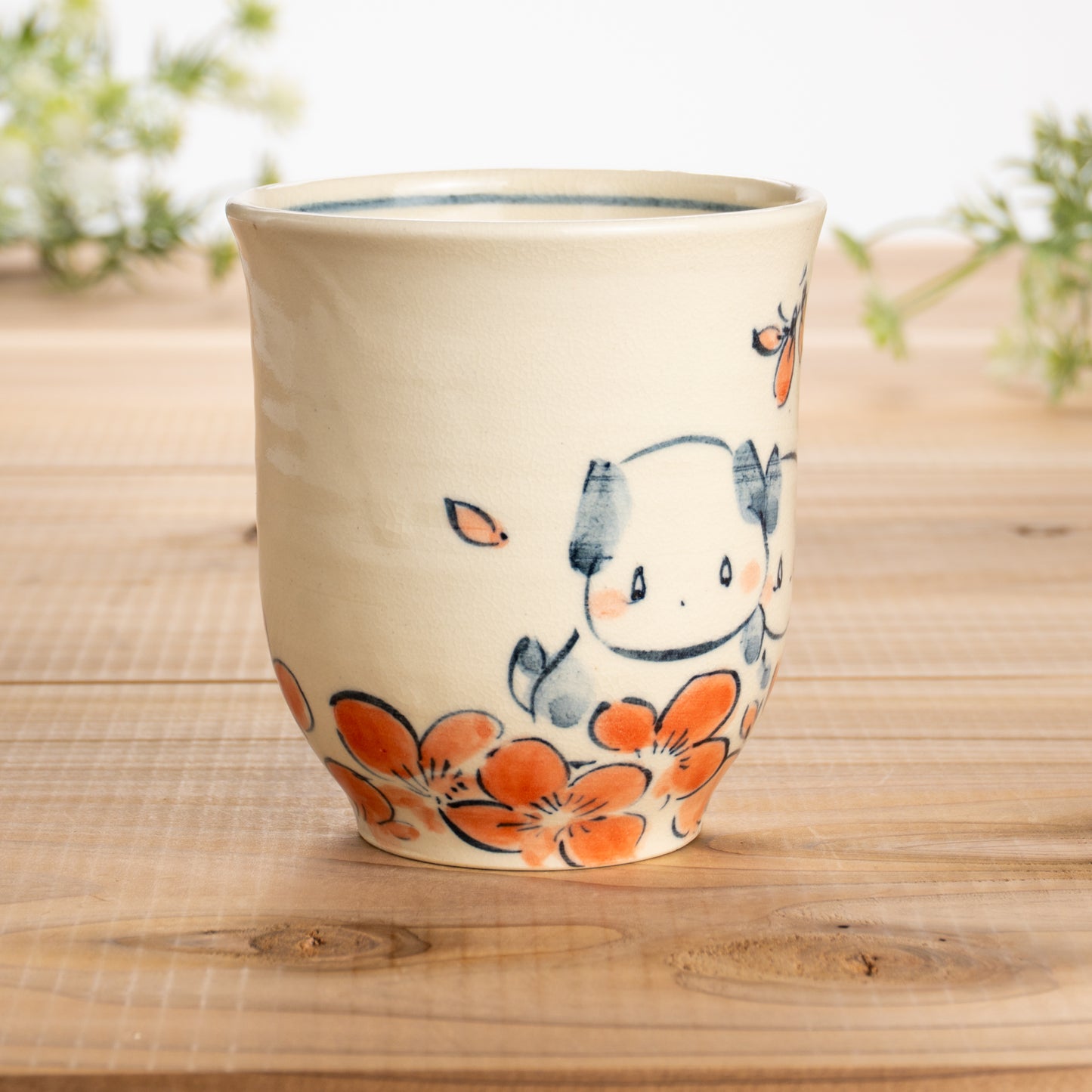 湯呑(小) 仲良し犬E 工房咲楽 - Handcrafted Japanese pottery from Kyoto - Kyo ware / Kiyomizu ware.