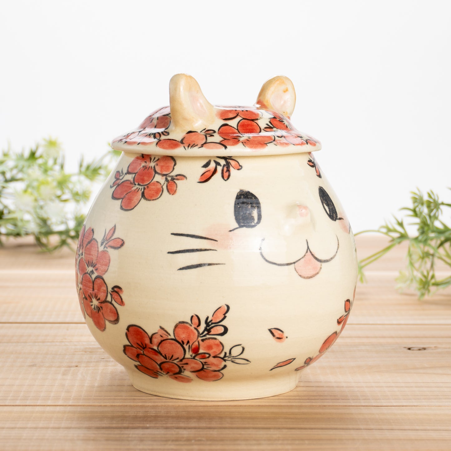 飾り壺 ねこちゃん 工房咲楽 - Handcrafted Japanese pottery from Kyoto - Kyo ware / Kiyomizu ware.
