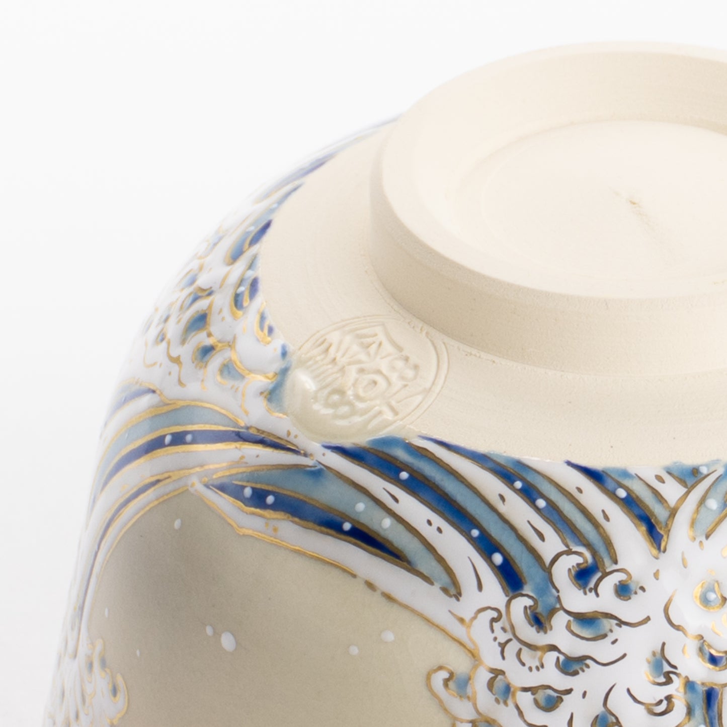 抹茶碗 浪裏に富士 善昇 - Handcrafted Japanese pottery from Kyoto - Kyo ware / Kiyomizu ware.