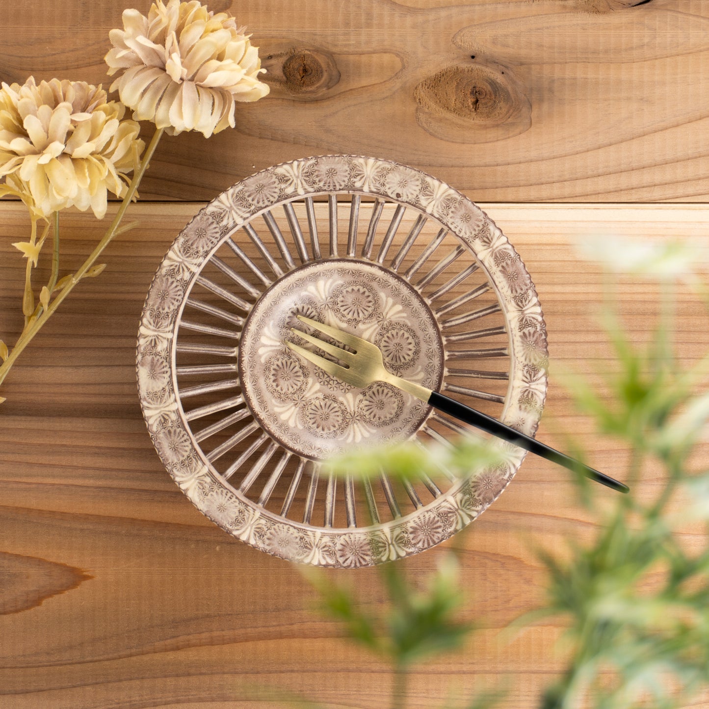 京焼・清水焼 透かし小皿 紫三島 陶楽窯