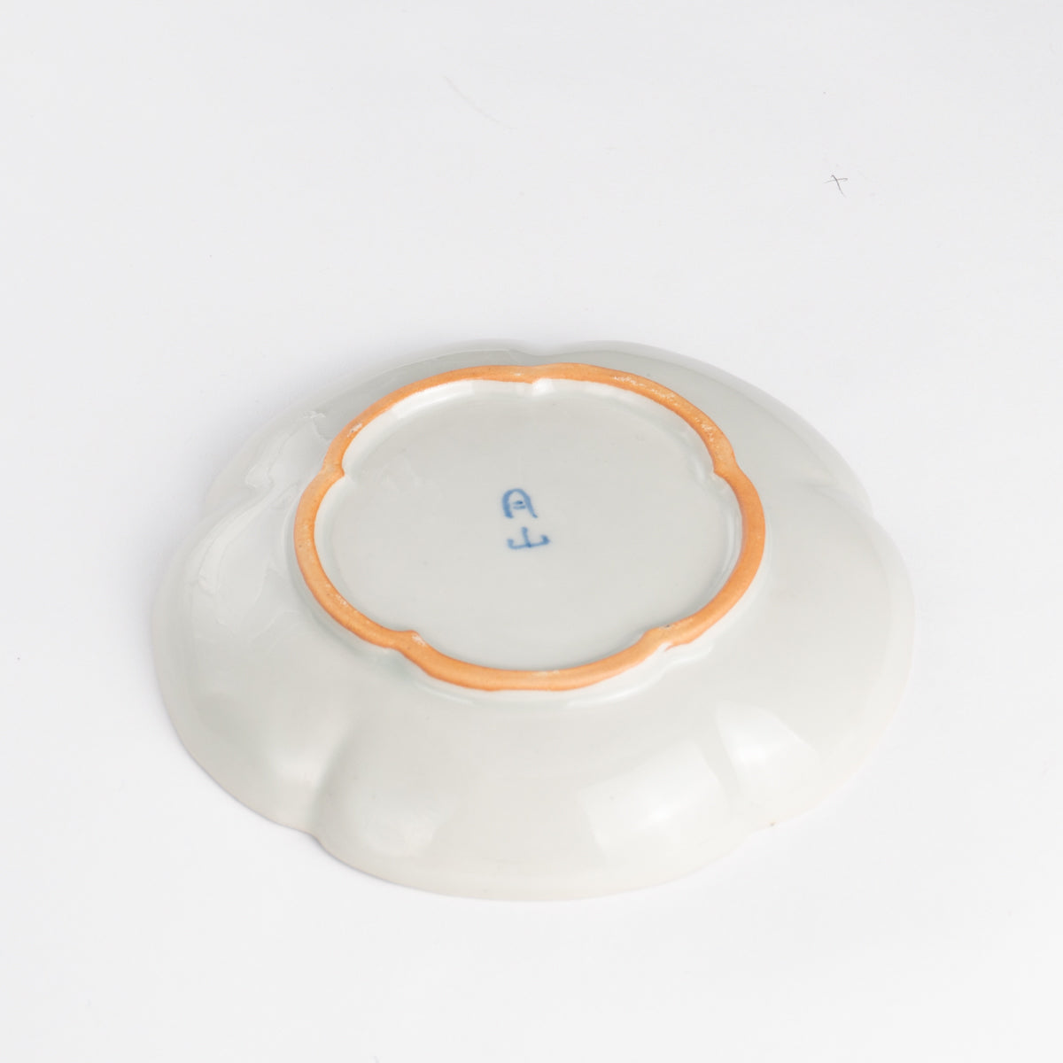 小皿 染付 松 永田工房 - Handcrafted Japanese pottery from Kyoto - Kyo ware / Kiyomizu ware.