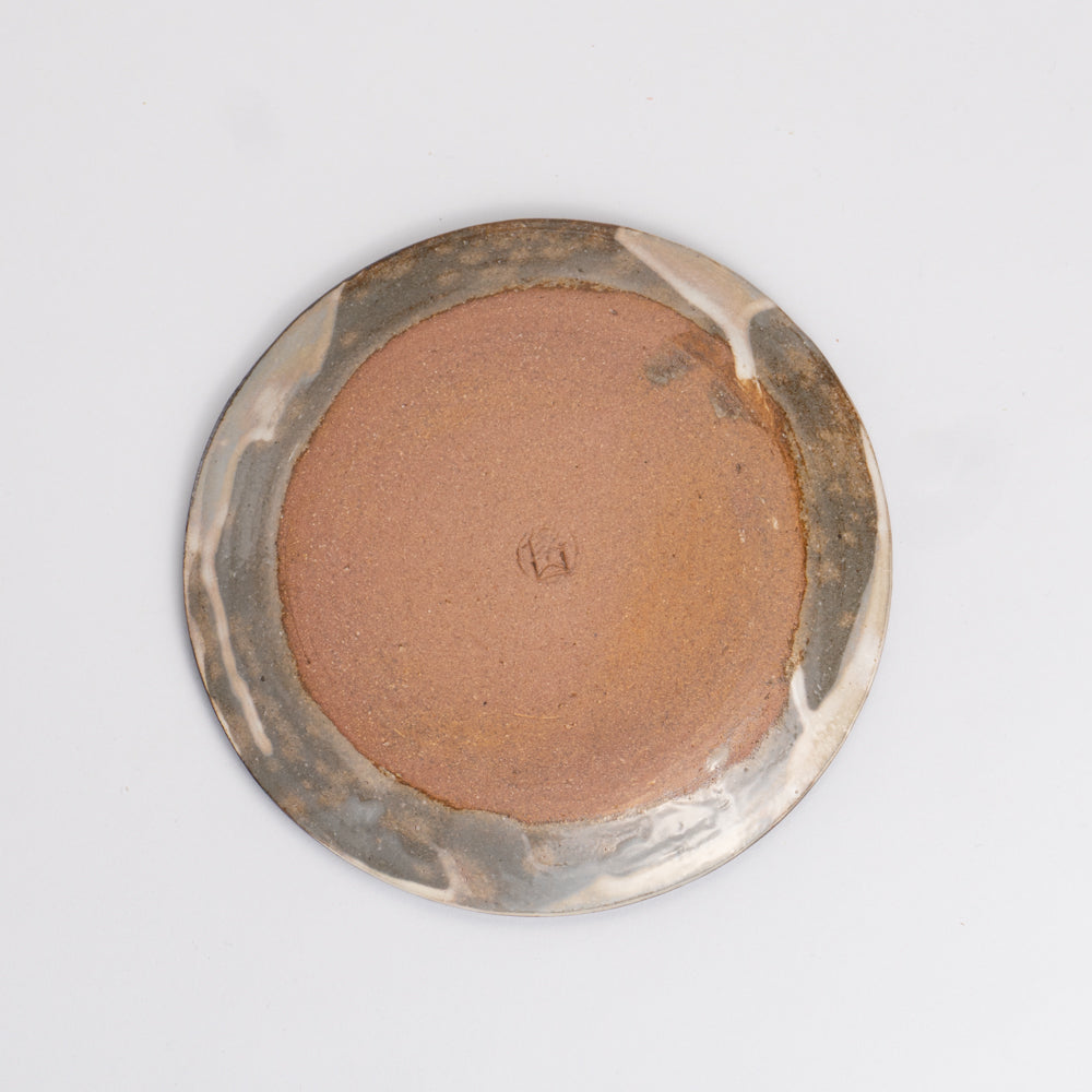 小皿 梅と桜 俊山窯 - Handcrafted Japanese pottery from Kyoto - Kyo ware / Kiyomizu ware.