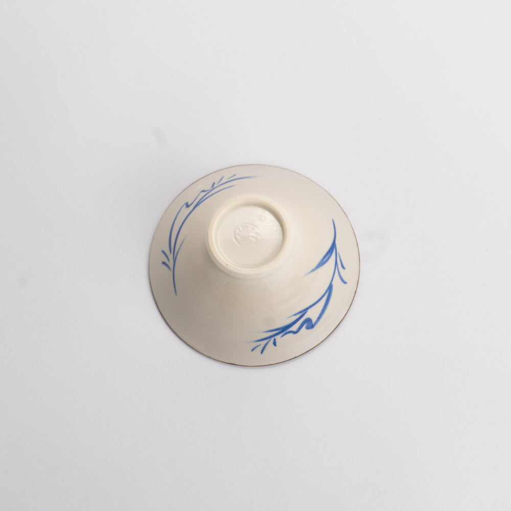 盃 鉄線 俊山窯 - Handcrafted Japanese pottery from Kyoto - Kyo ware / Kiyomizu ware.