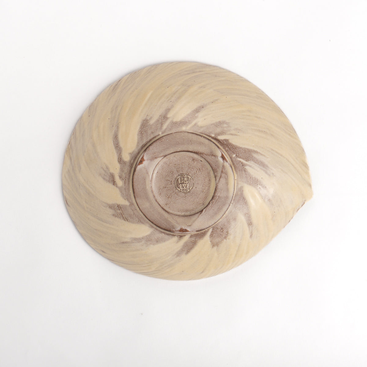 向付 紫三島あわび形 陶楽窯 - Handcrafted Japanese pottery from Kyoto - Kyo ware / Kiyomizu ware.