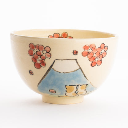 抹茶碗　仲良し猫「富士山と梅」　工房咲楽 KOTOPOTTER