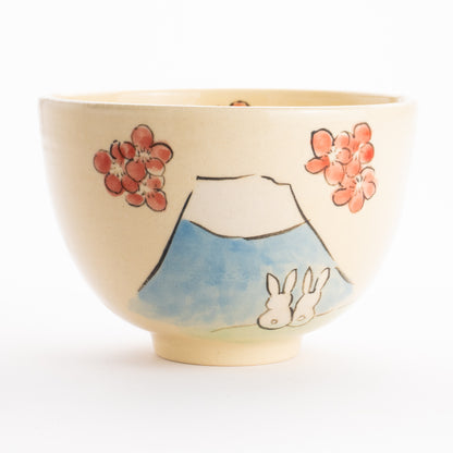 抹茶碗　仲良しうさぎ「富士山と梅」　工房咲楽 KOTOPOTTER