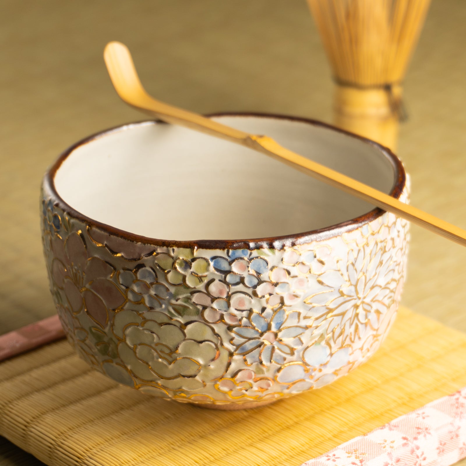抹茶碗　色絵金彩 花詰B　俊山窯 KOTOPOTTER