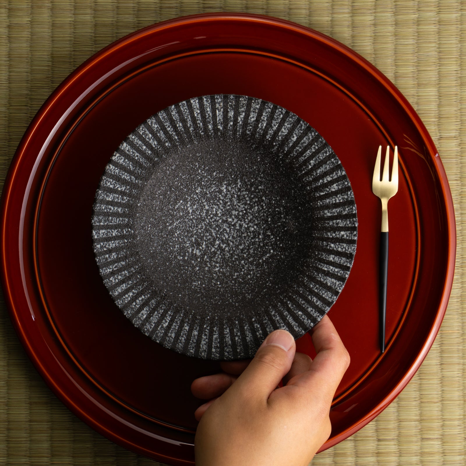 【清水焼】デザートプレート　石畳 墨　竹村陽太郎 KOTOPOTTER