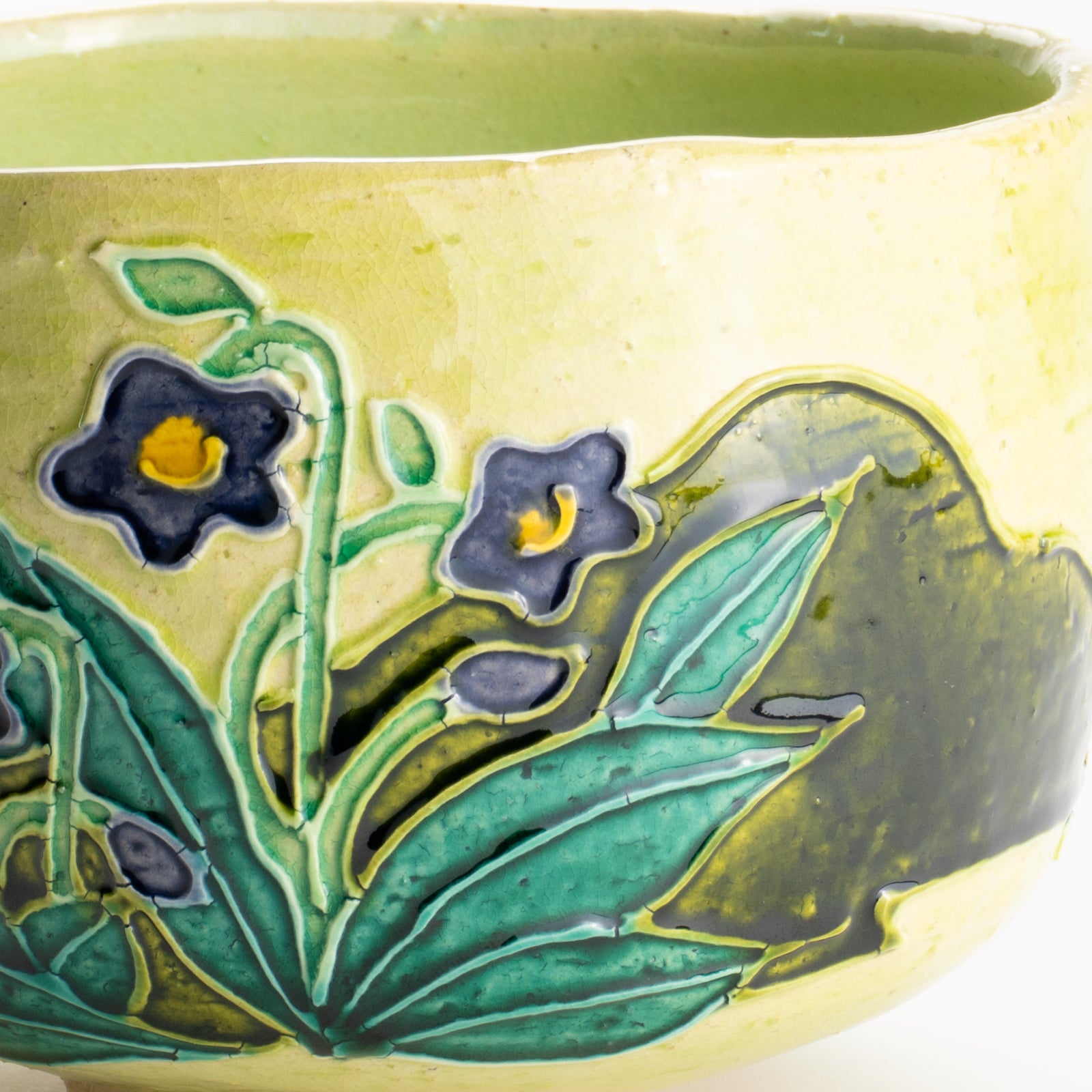 【清水焼】抹茶碗　萌黄交趾 スミレ　山本一如 KOTOPOTTER