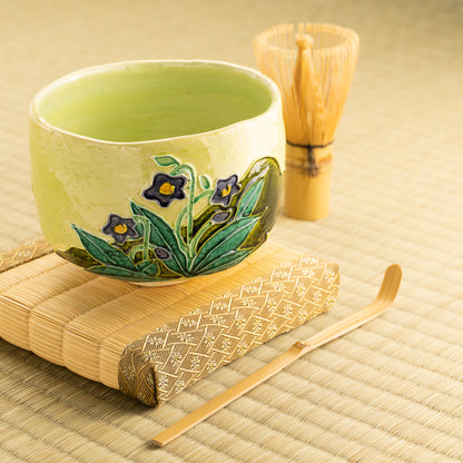 【清水焼】抹茶碗　萌黄交趾 スミレ　山本一如 KOTOPOTTER