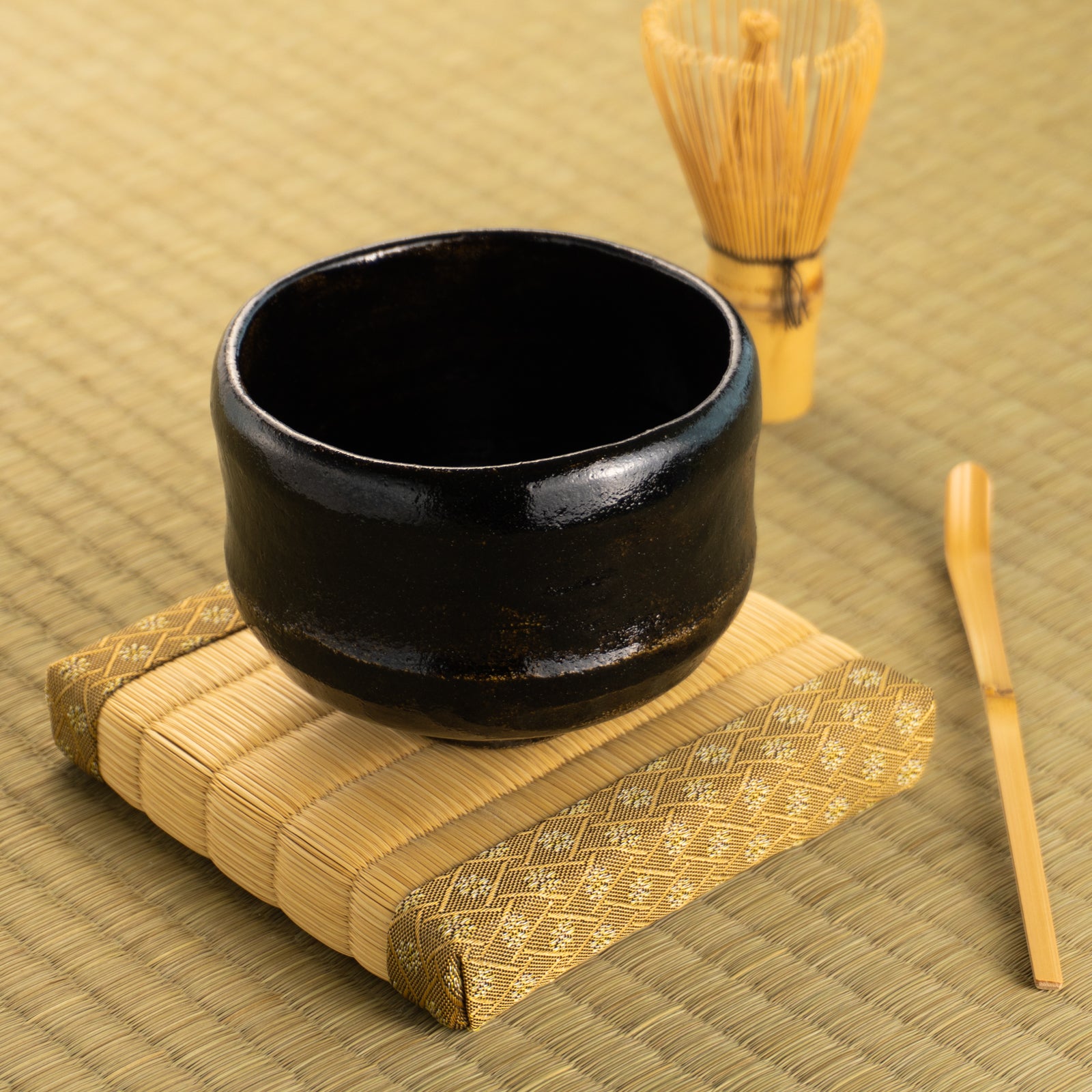 【清水焼】抹茶碗　黒楽　芳楽 KOTOPOTTER