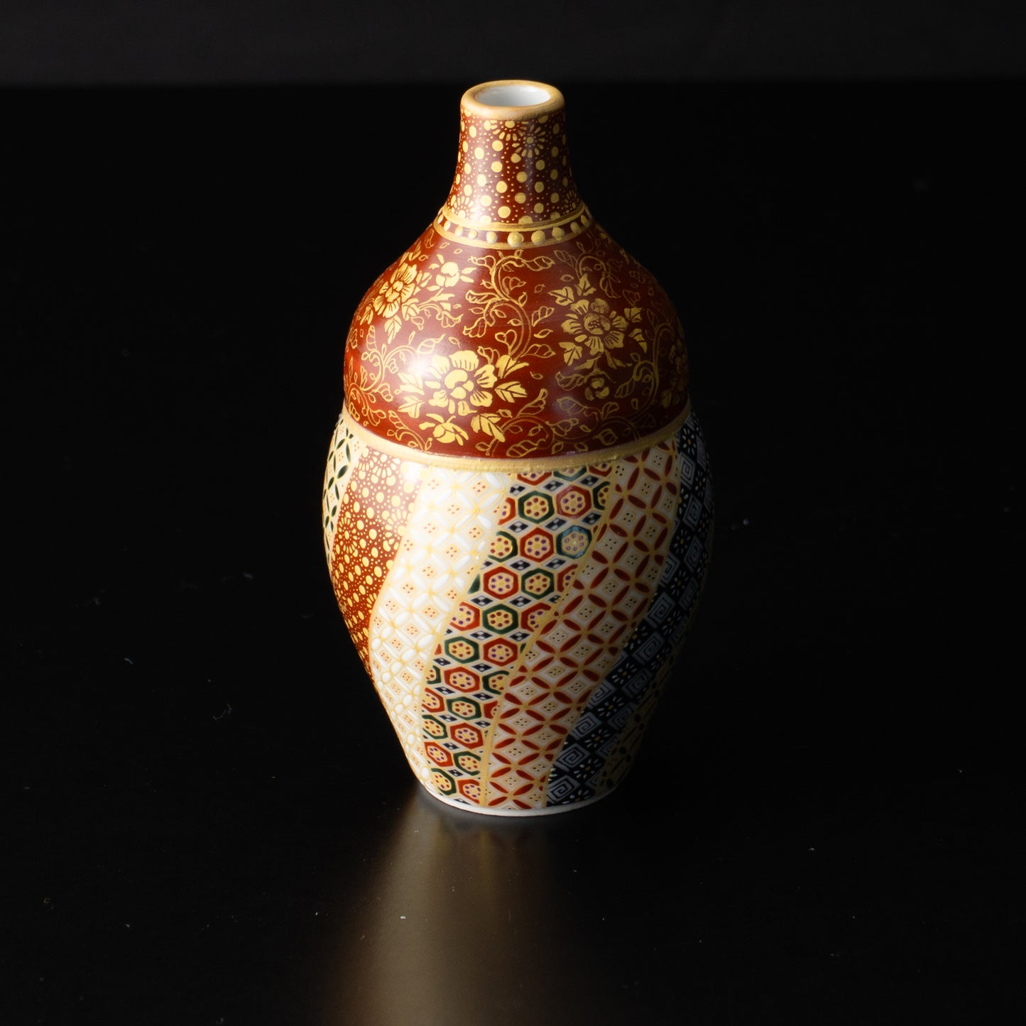 【清水焼】小壺　華薩摩 金襴手捻小紋　空女 KOTOPOTTER