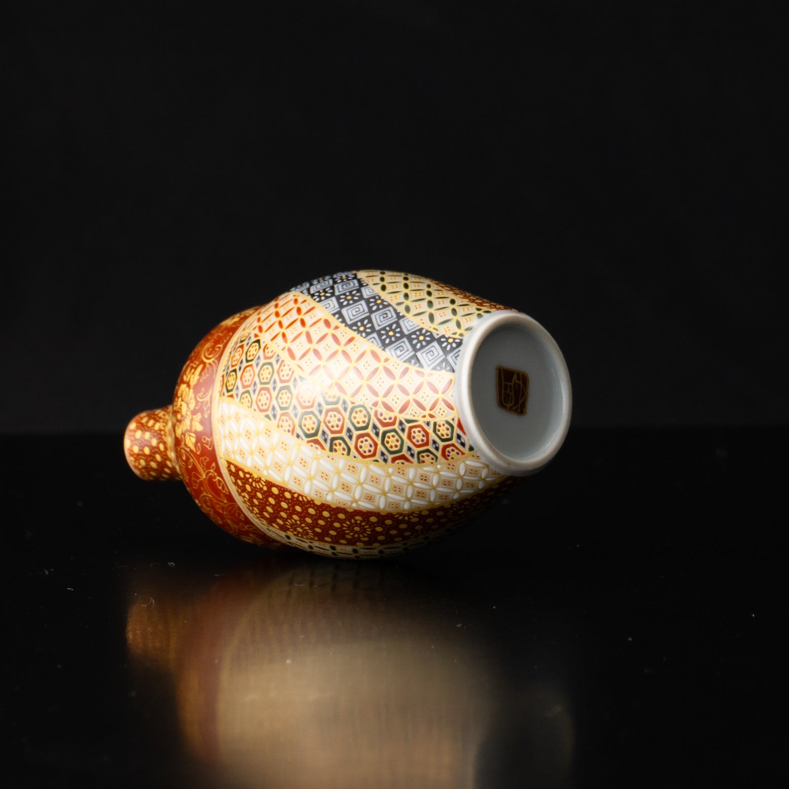 【清水焼】小壺　華薩摩 金襴手捻小紋　空女 KOTOPOTTER