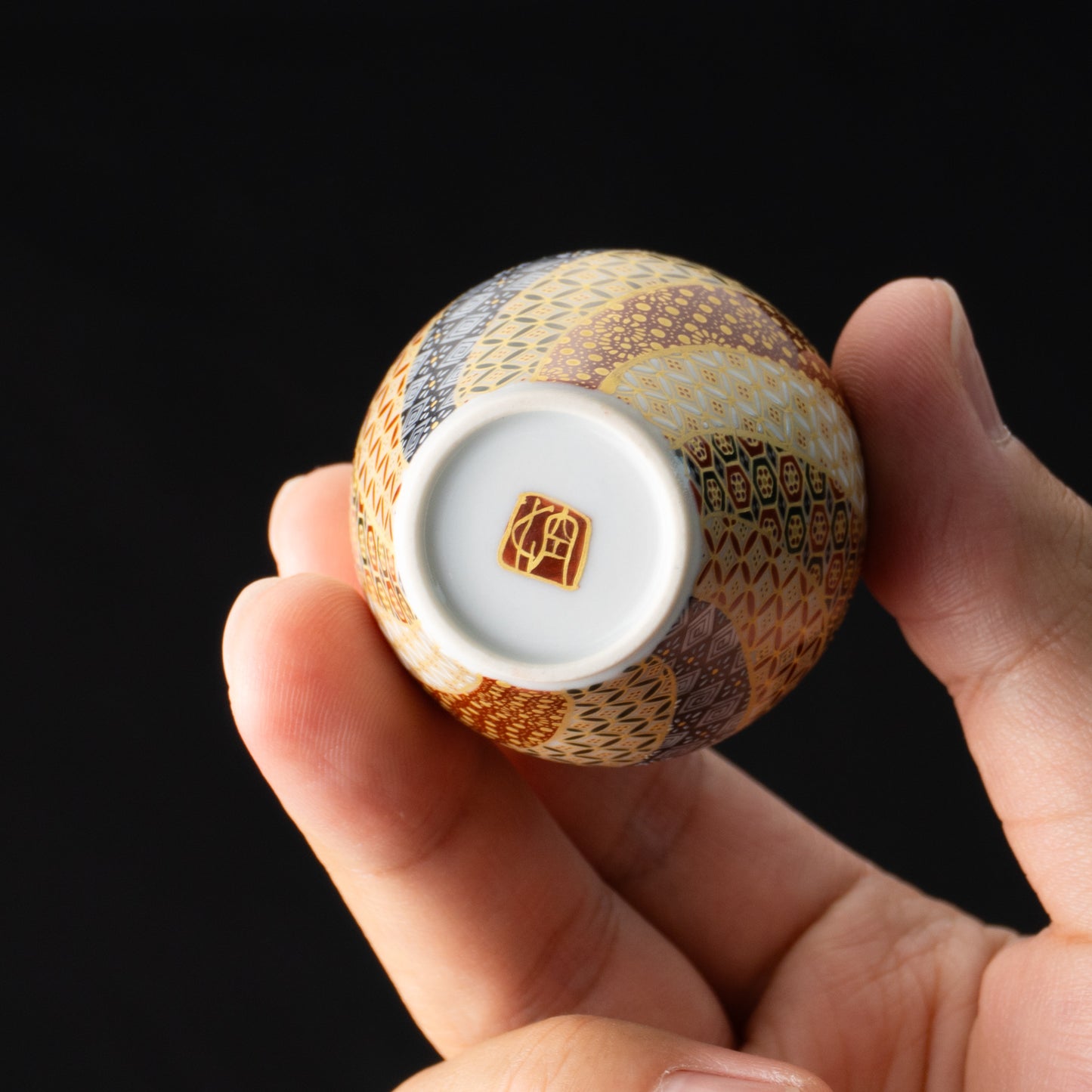 【清水焼】小壺　華薩摩 金襴手捻小紋　空女 KOTOPOTTER