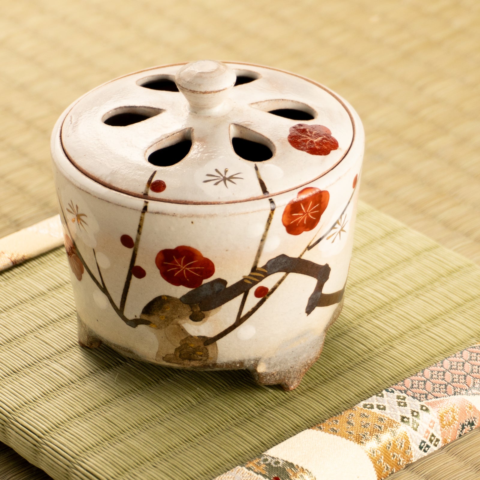 清水焼　桜香炉　俊山窯　森俊山 京都 清水焼】香炉 桜 俊山窯｜コトポッター