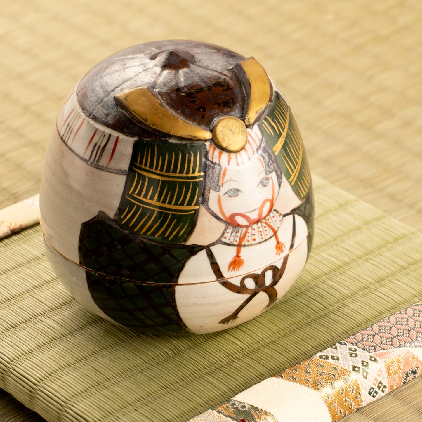 【清水焼】蓋物　若武者　俊山窯 KOTOPOTTER