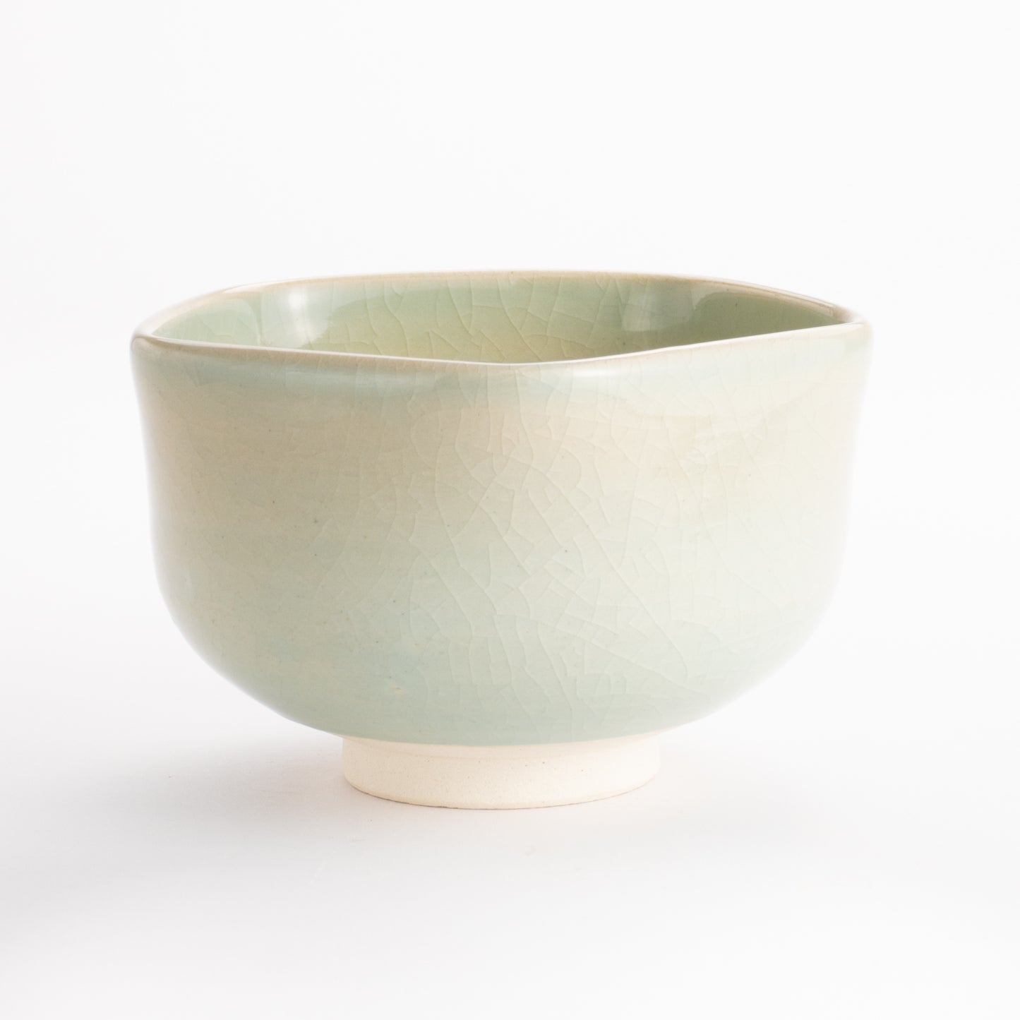 抹茶碗　灰釉花熨斗　宗絢 KOTOPOTTER