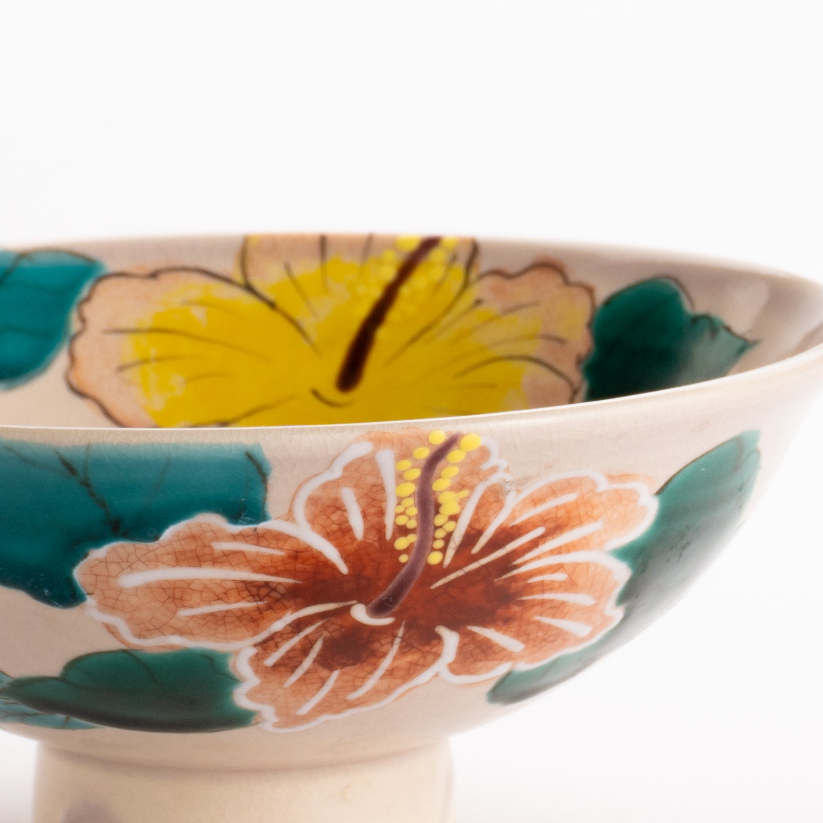 抹茶碗(平)　ハイビスカス　宗絢 KOTOPOTTER