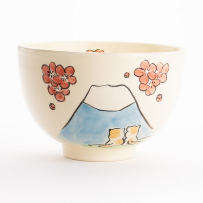 抹茶碗　仲良し猫「富士山と梅」　工房咲楽 KOTOPOTTER