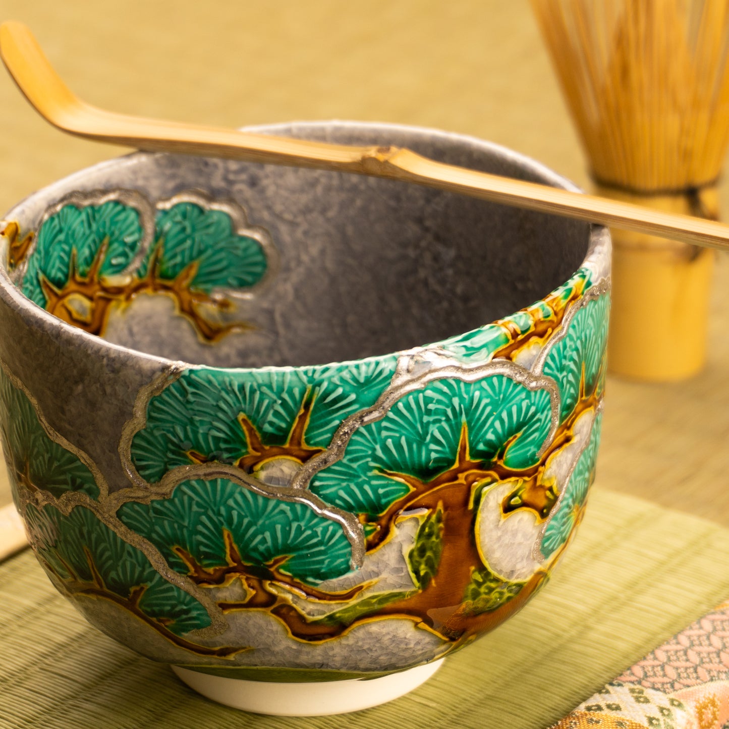 抹茶碗　淡紫交趾 "老松"　山本一如 KOTOPOTTER