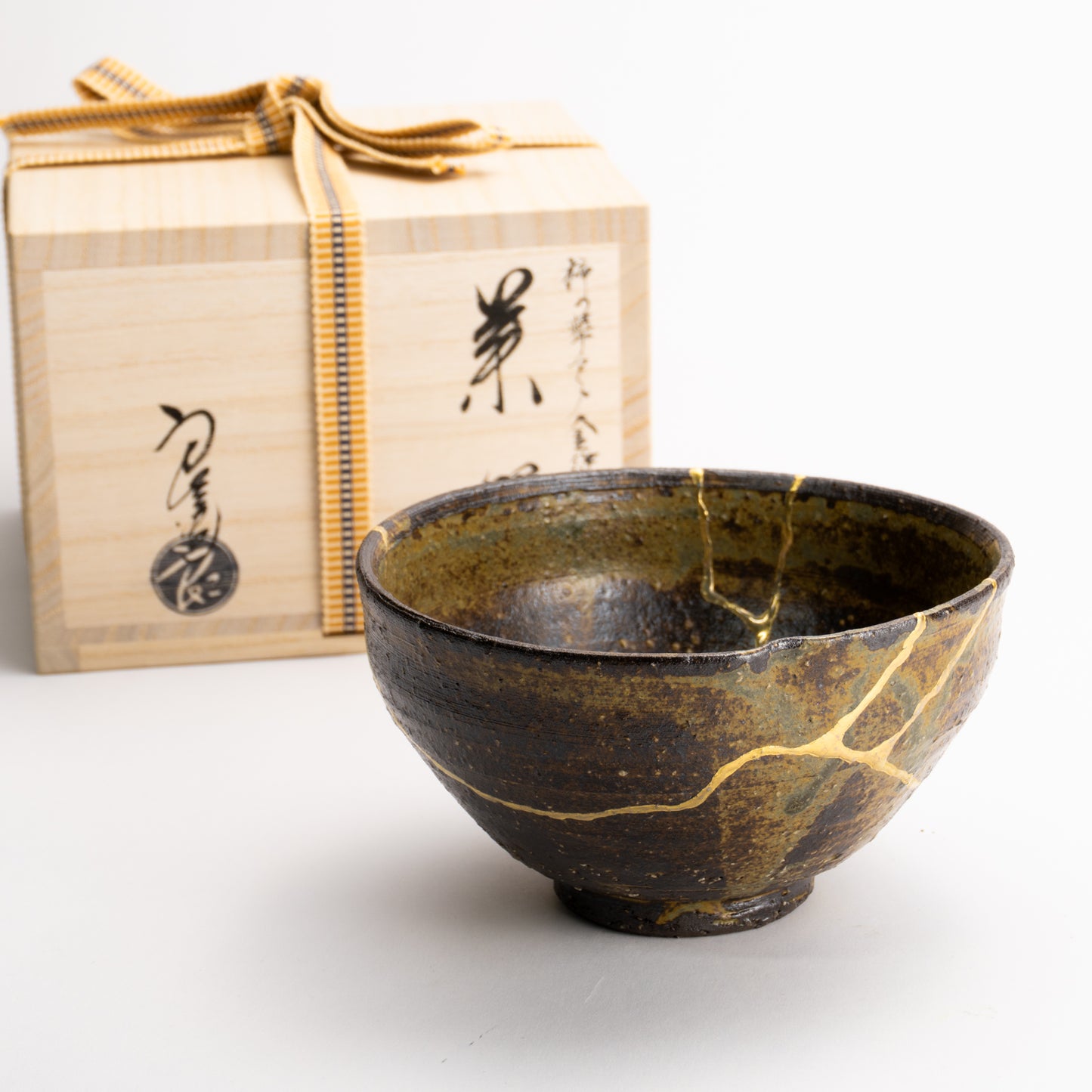 抹茶碗　柿の葉釉 "金継紋"　中村良二 KOTOPOTTER